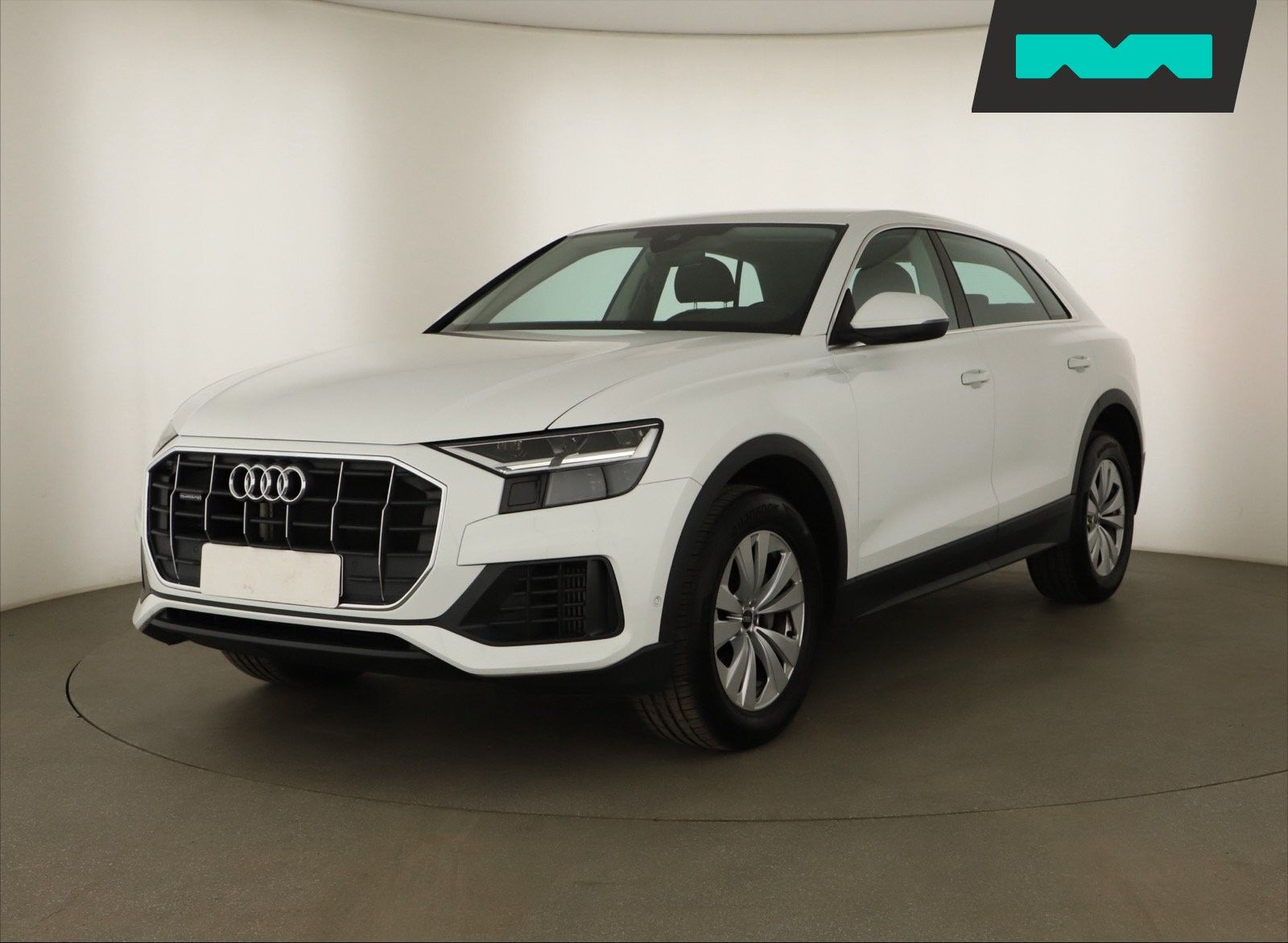 Audi Q8, 55 TFSI, Výhřev, Kamera