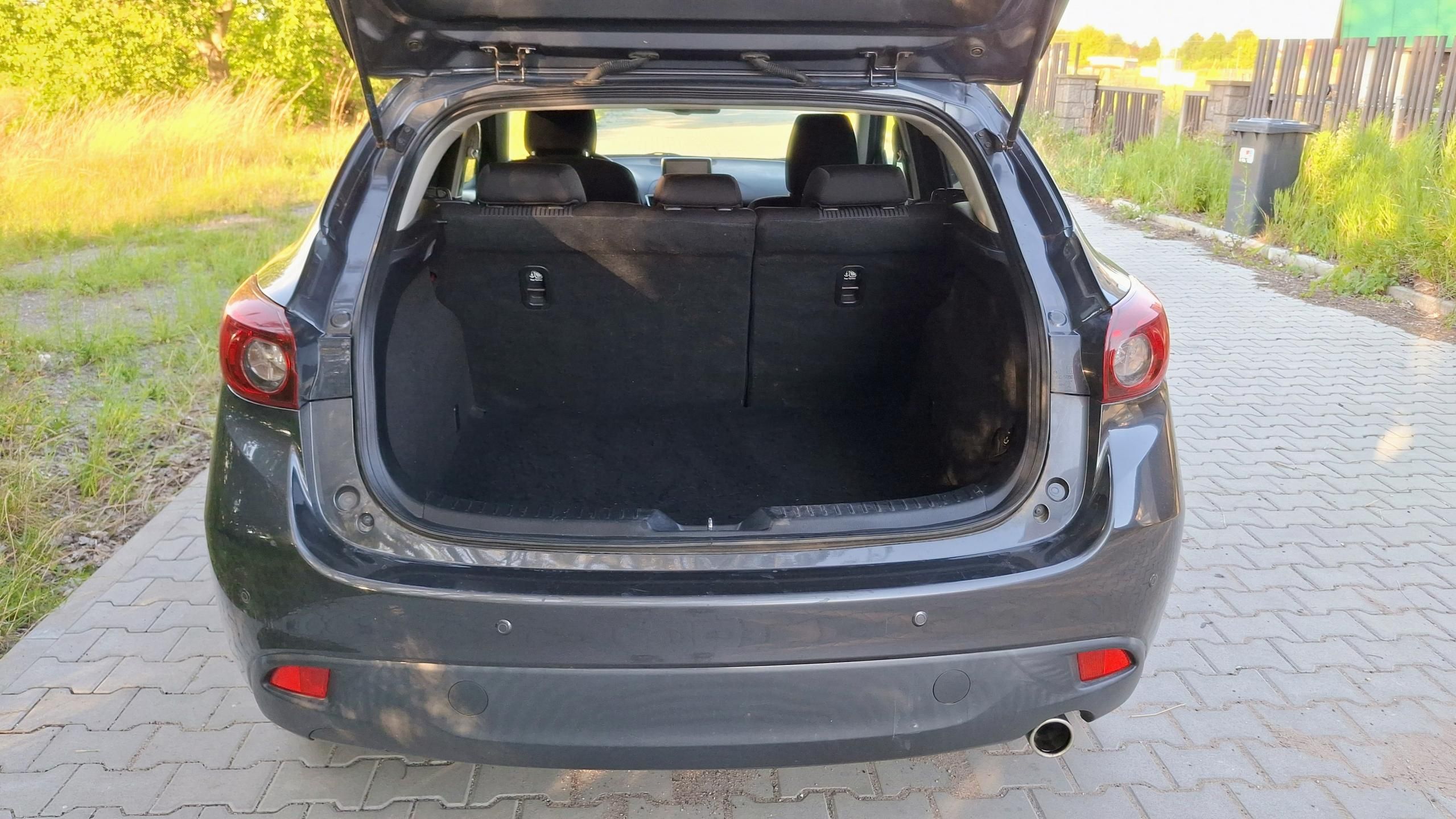 Mazda 3, 1.5 benzin - fotka 6