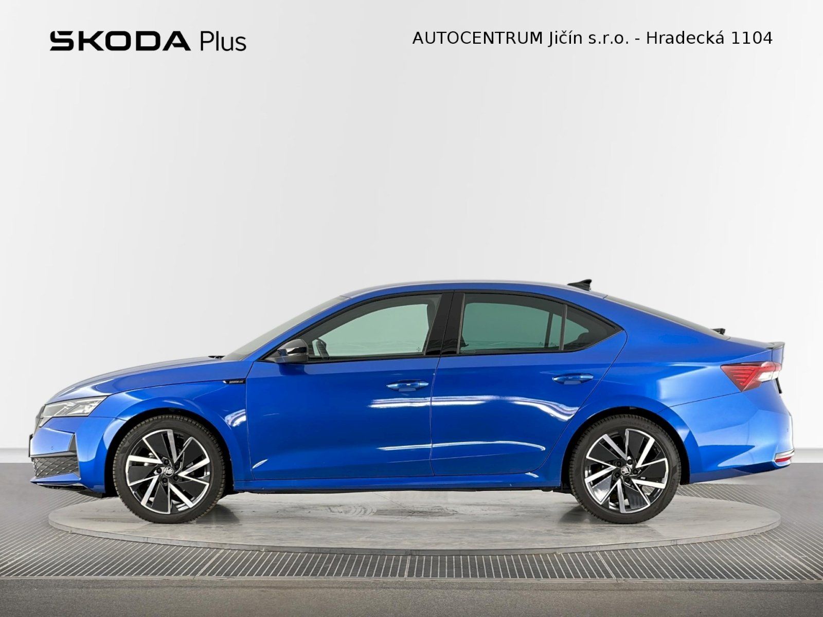 Škoda Octavia, DSG 2.0TDI 110kW SportLine - fotka 3