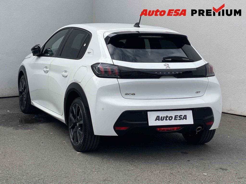 Peugeot 208, 1.2,navi - fotka 6