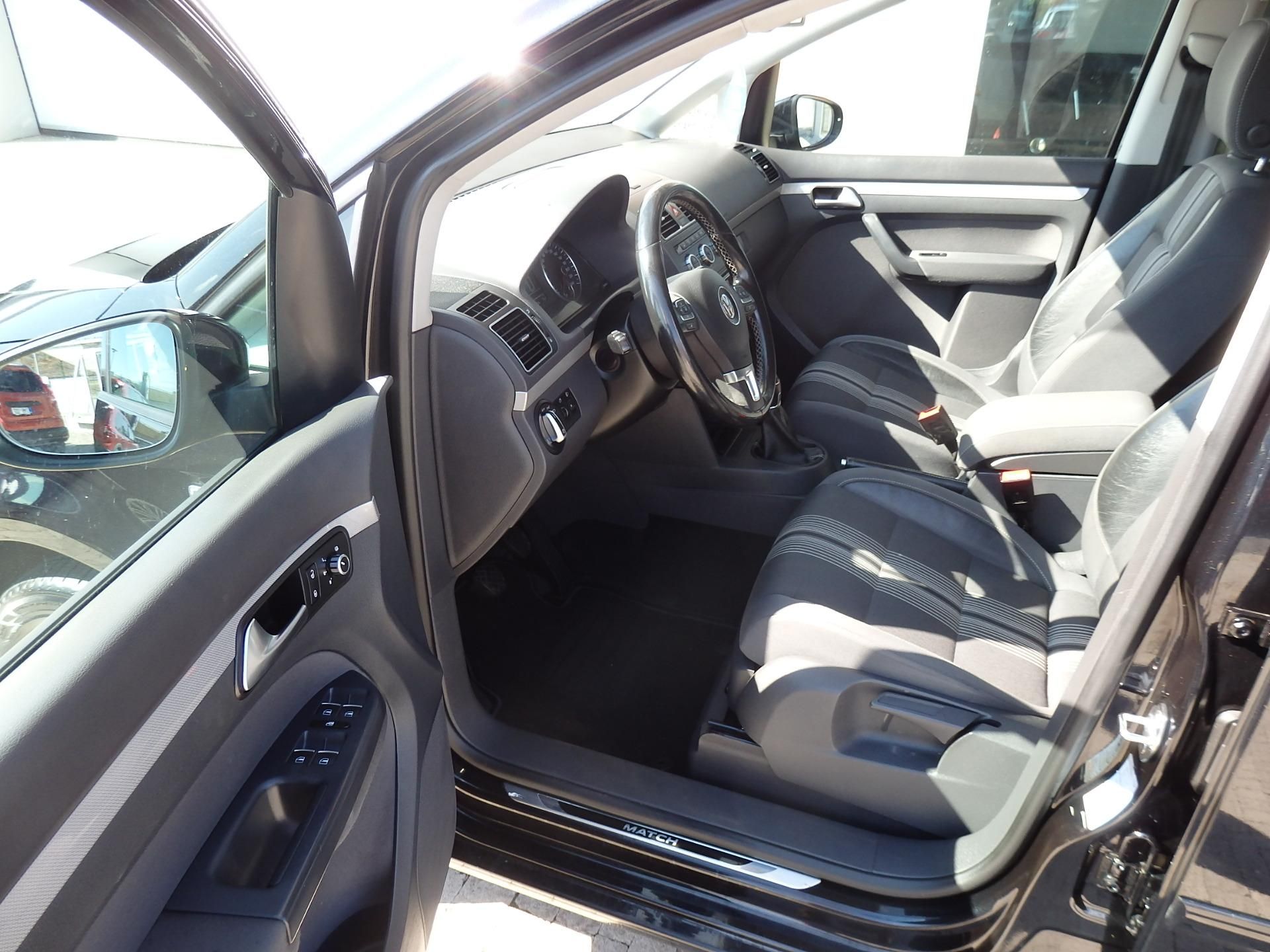 Volkswagen Touran, 1,4 TSI 103 KW MATCH, KLIMA - fotka 6
