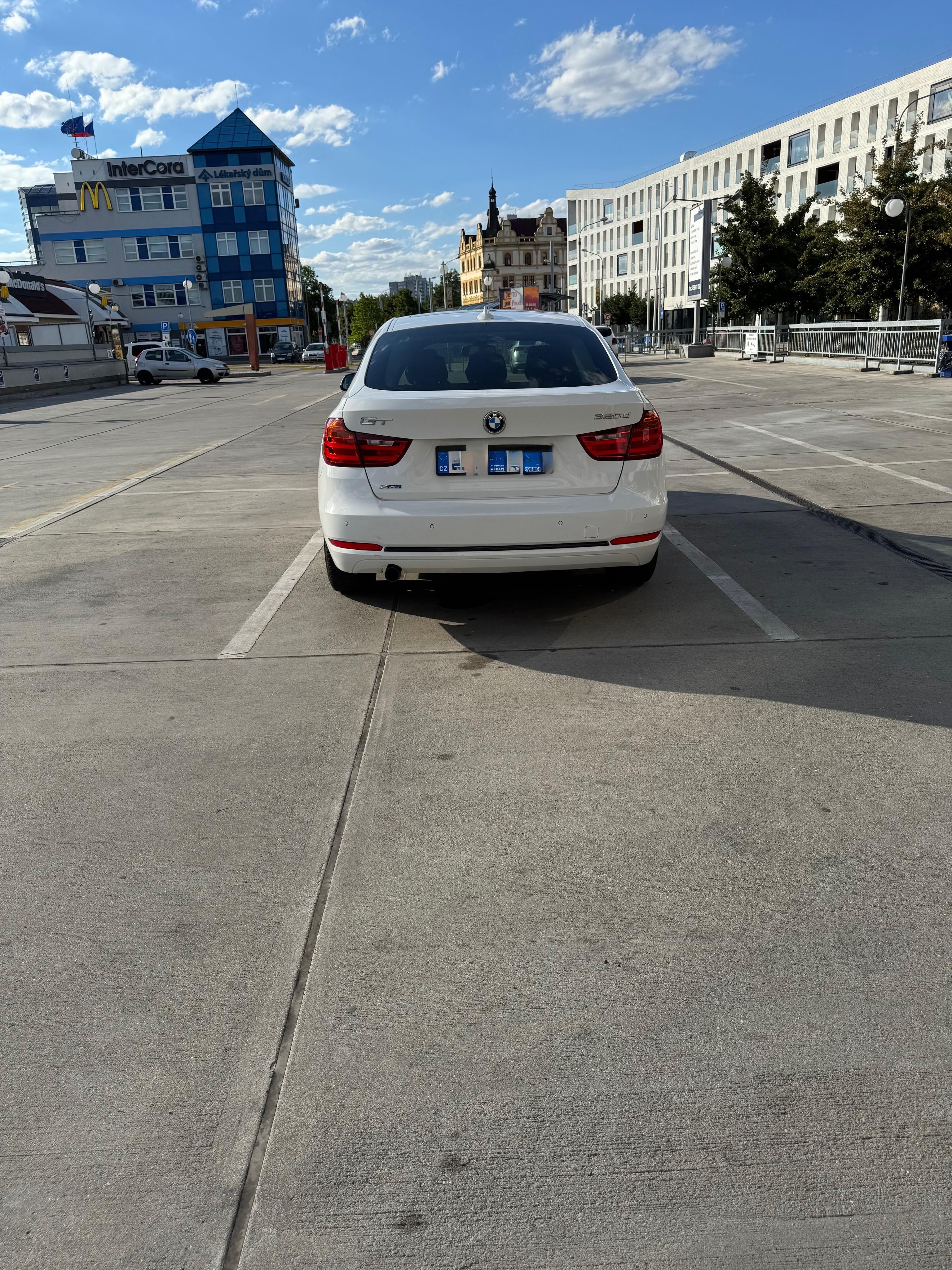BMW Řada 3, 2.0 XDRIVE - fotka 6