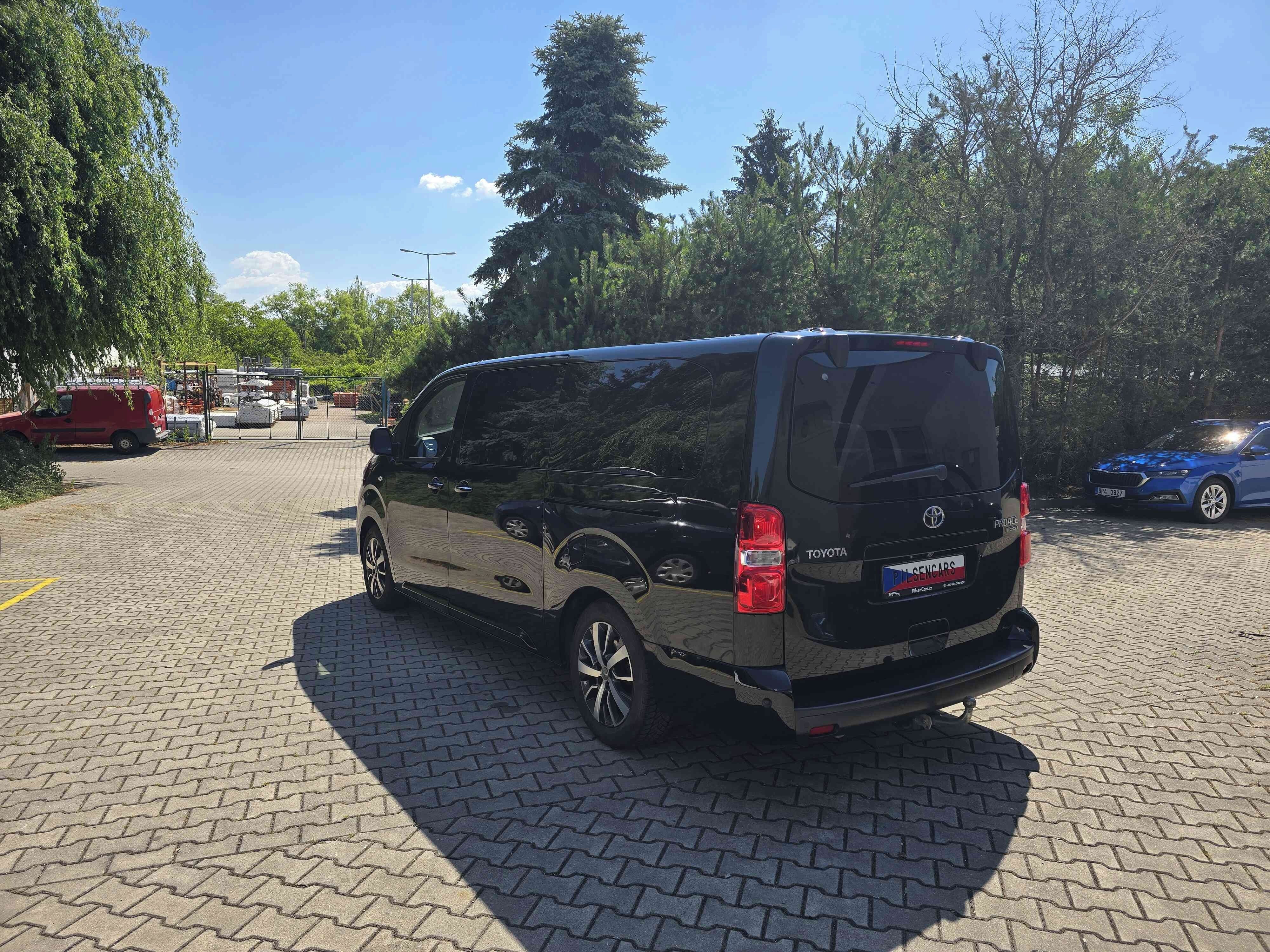 Toyota Proace Verso, L2 2.0 D-4D VIP Webasto 8AT 6s - fotka 3