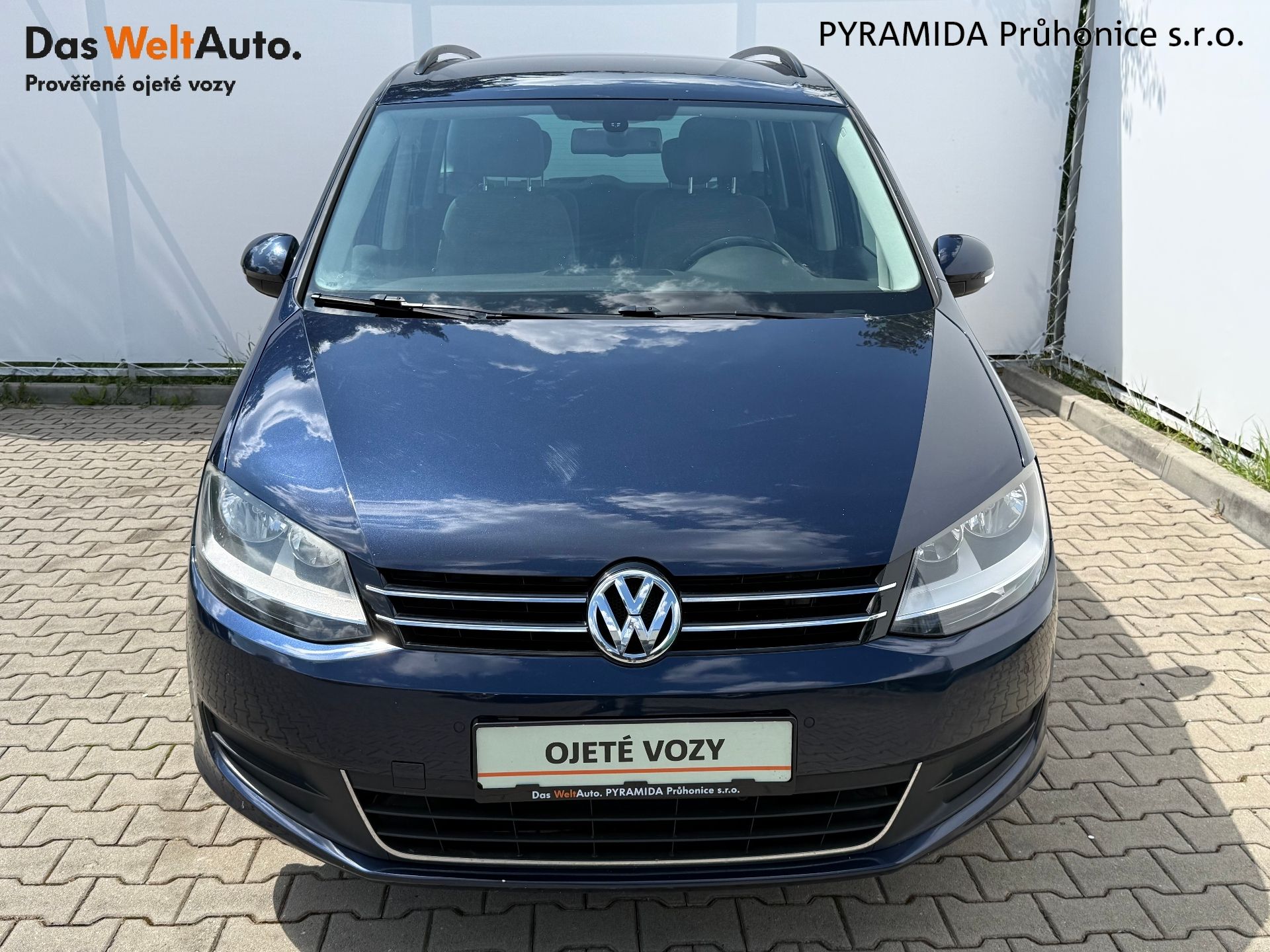 Volkswagen Sharan, 2.0 TDI 103 kW Comfortline 6 M - fotka 4