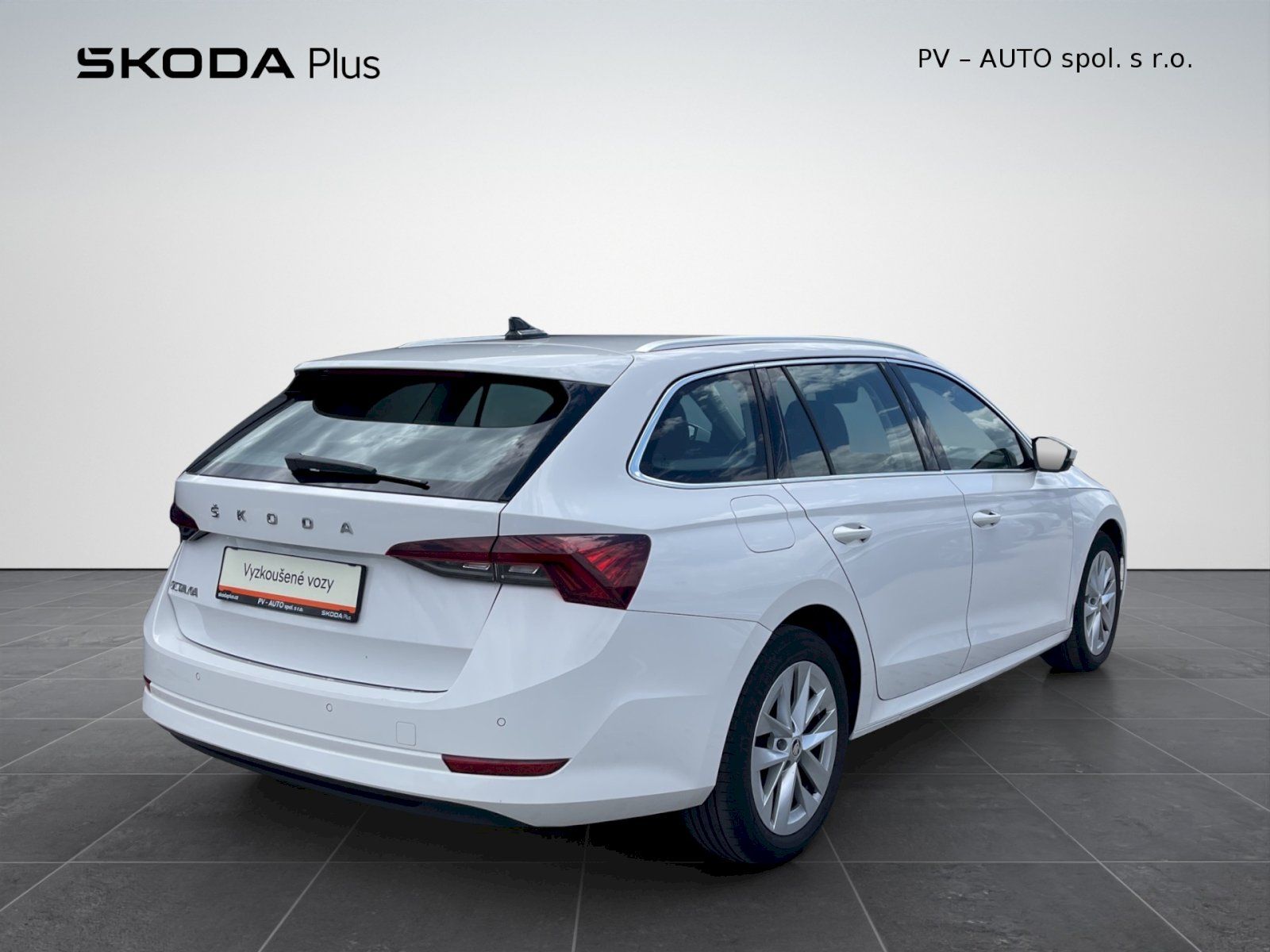 Škoda Octavia, 1.5 TSI 110kW Style Plus combi - fotka 2