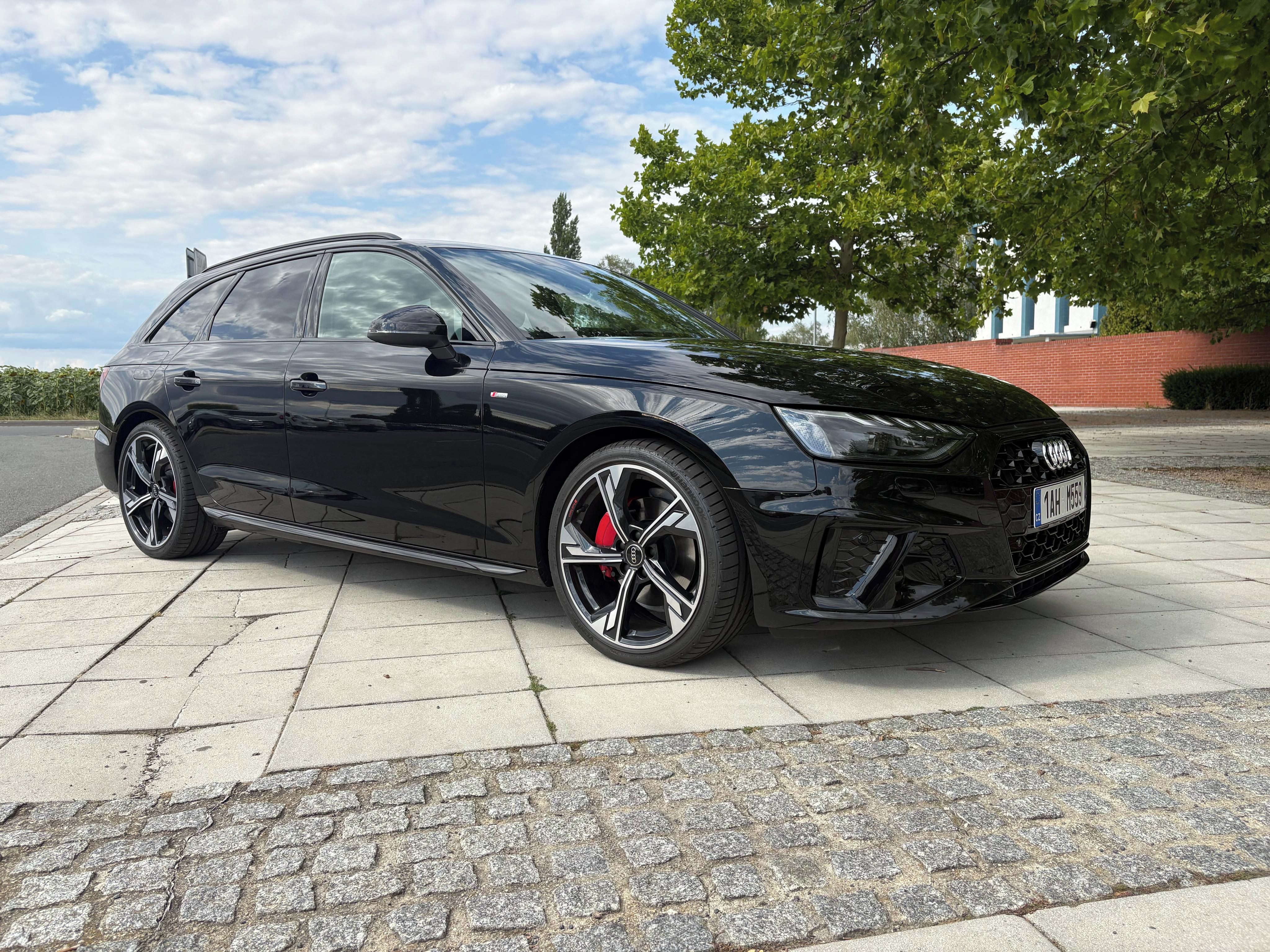 Audi A4 Avant - fotka 4