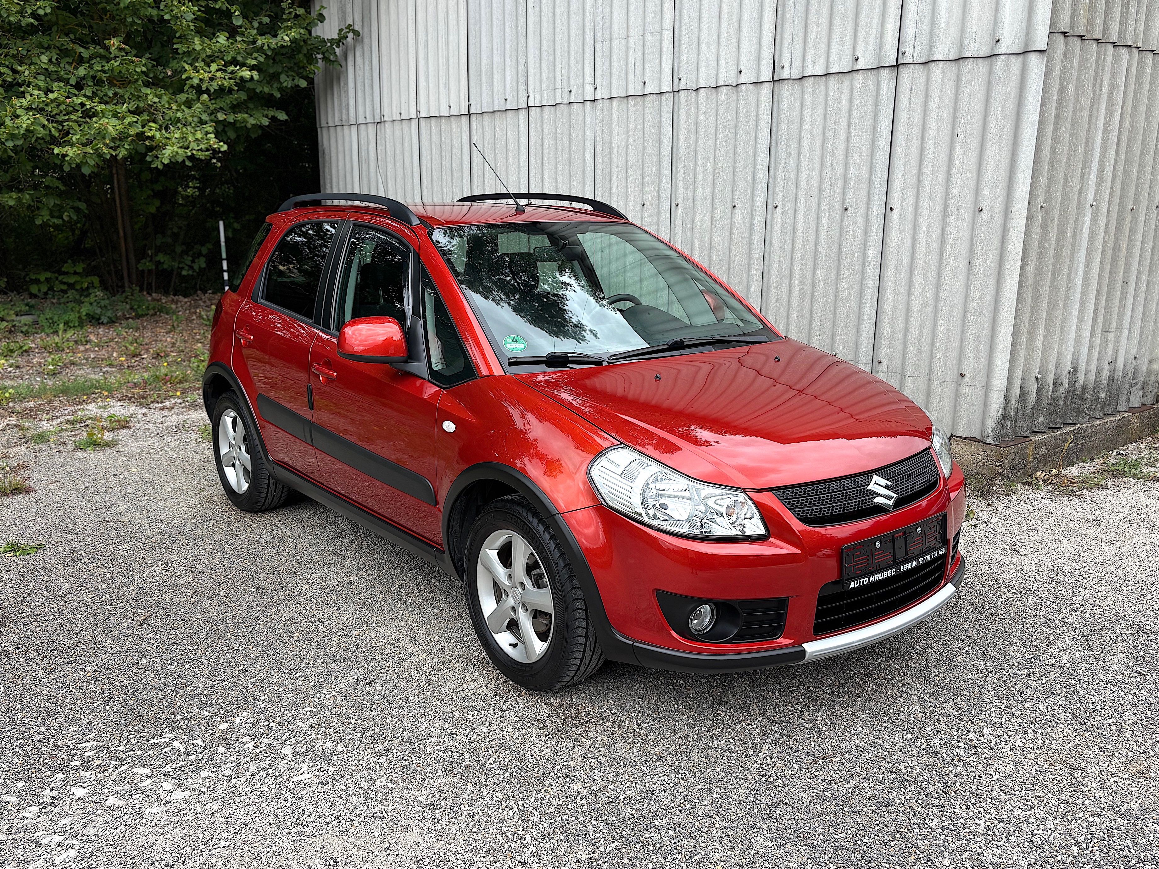 Suzuki SX4, 1.6 VVT COMFORT TAŽNÉ PĚKNÉ ! - fotka 3