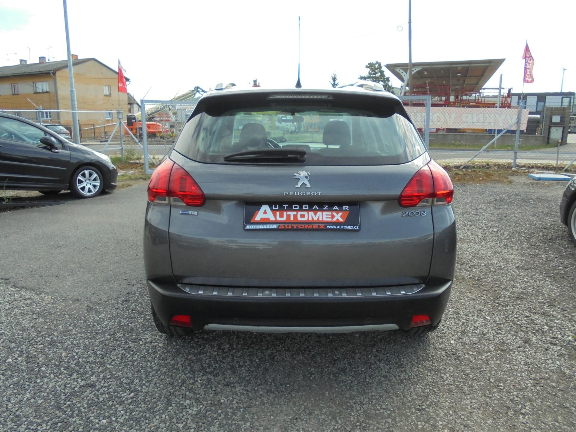 Peugeot 2008, 1.2 VTI-ČR-1.MAJITEL-SERVISKA - fotka 6