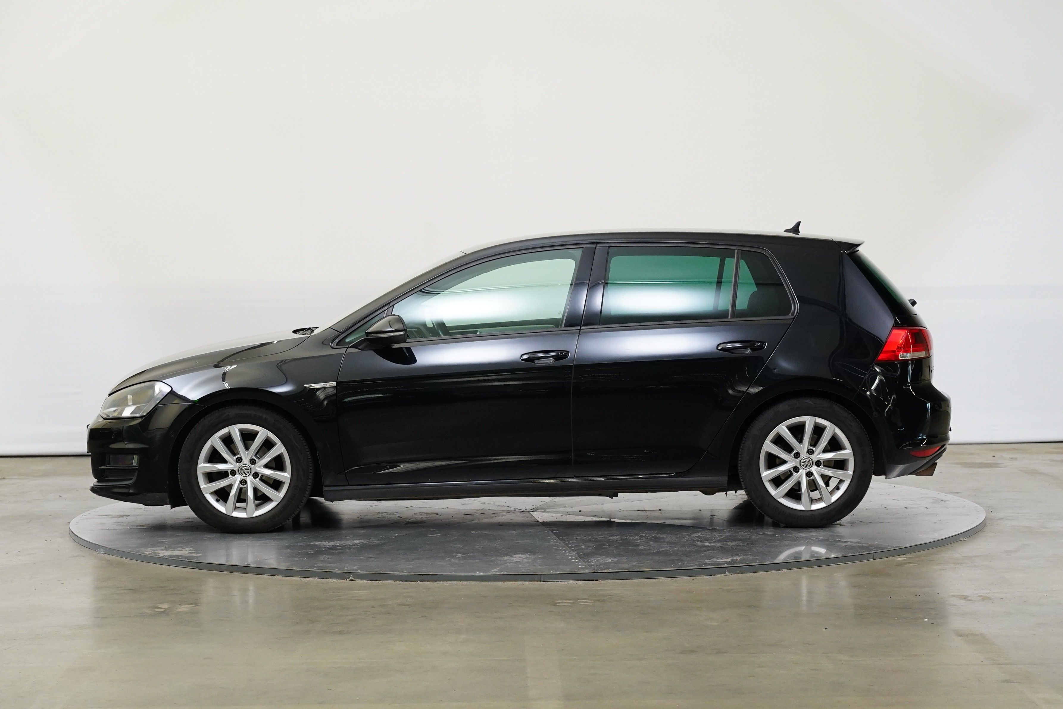 Volkswagen Golf, 1.6 TDI 77 kW CUP - fotka 3
