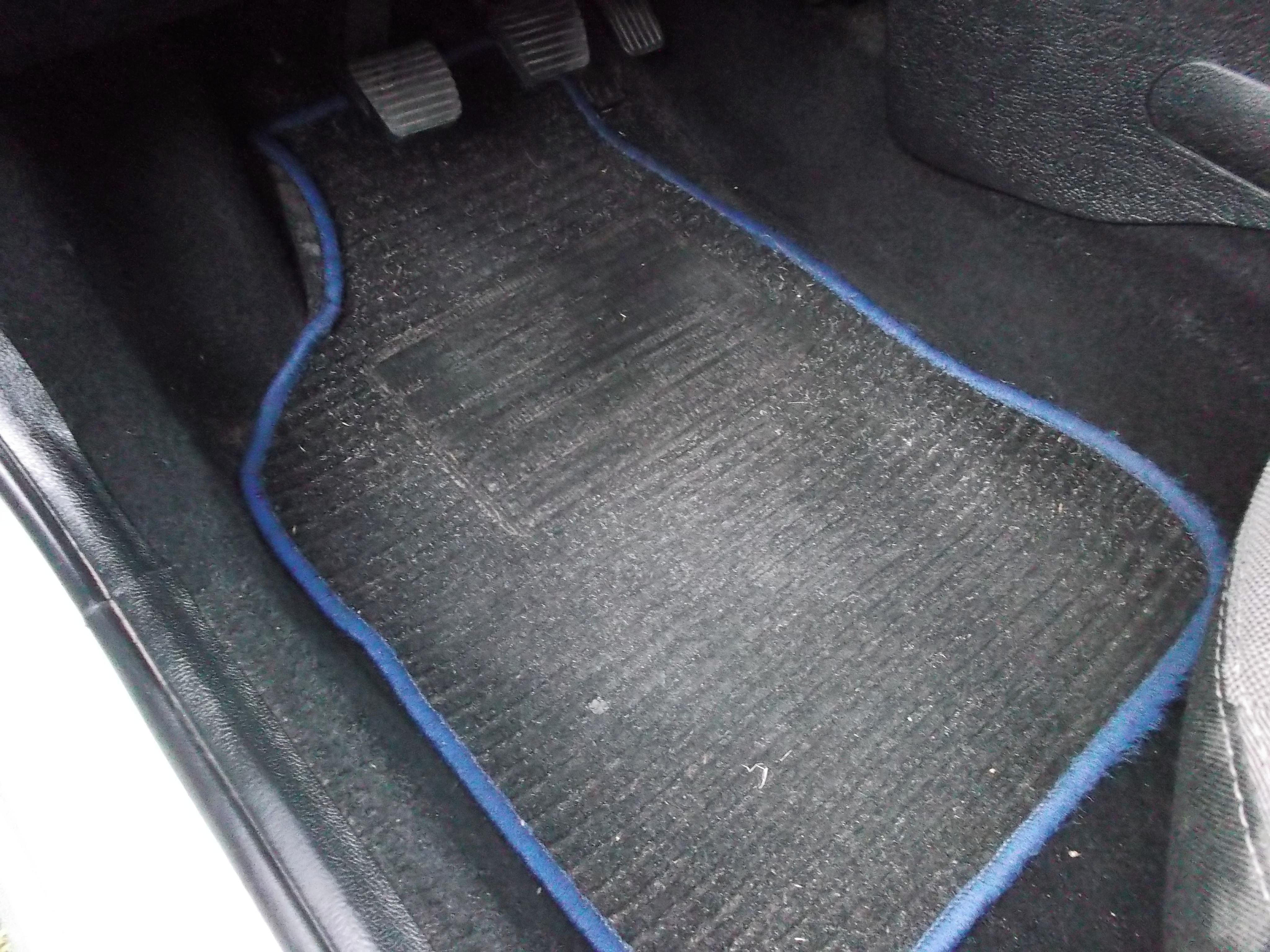 Peugeot 206, 1.1-5dve-bohatá výbava-nová-tk - fotka 5