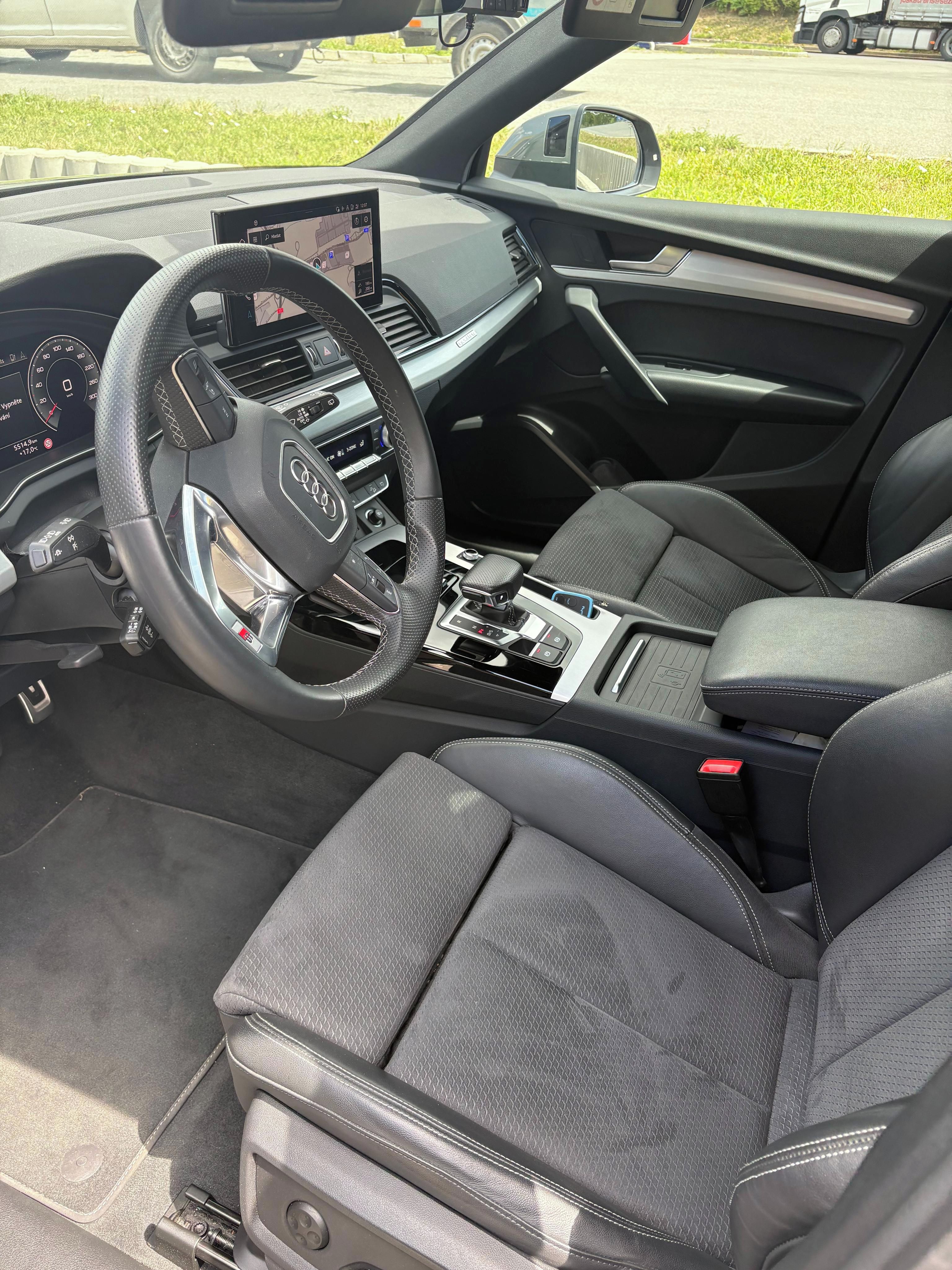 Audi Q5, AUDI Q5 Sportback S-line - fotka 6