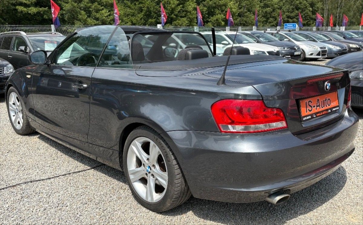 BMW Řada 1, 2,0 120d CABRIO - fotka 3