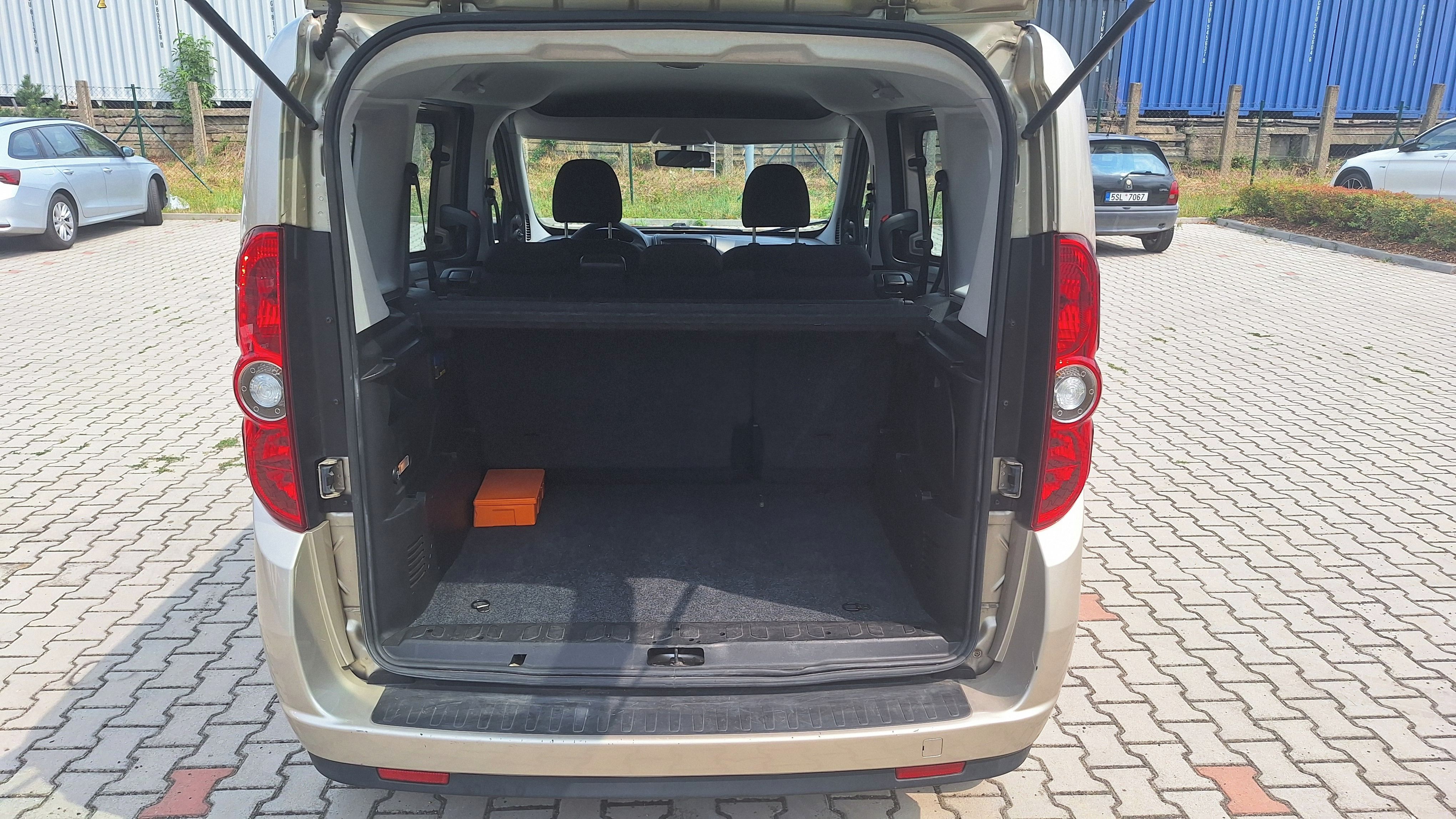 Fiat Dobló, Fiat Doblo 1.3 JTD 66kw - fotka 6