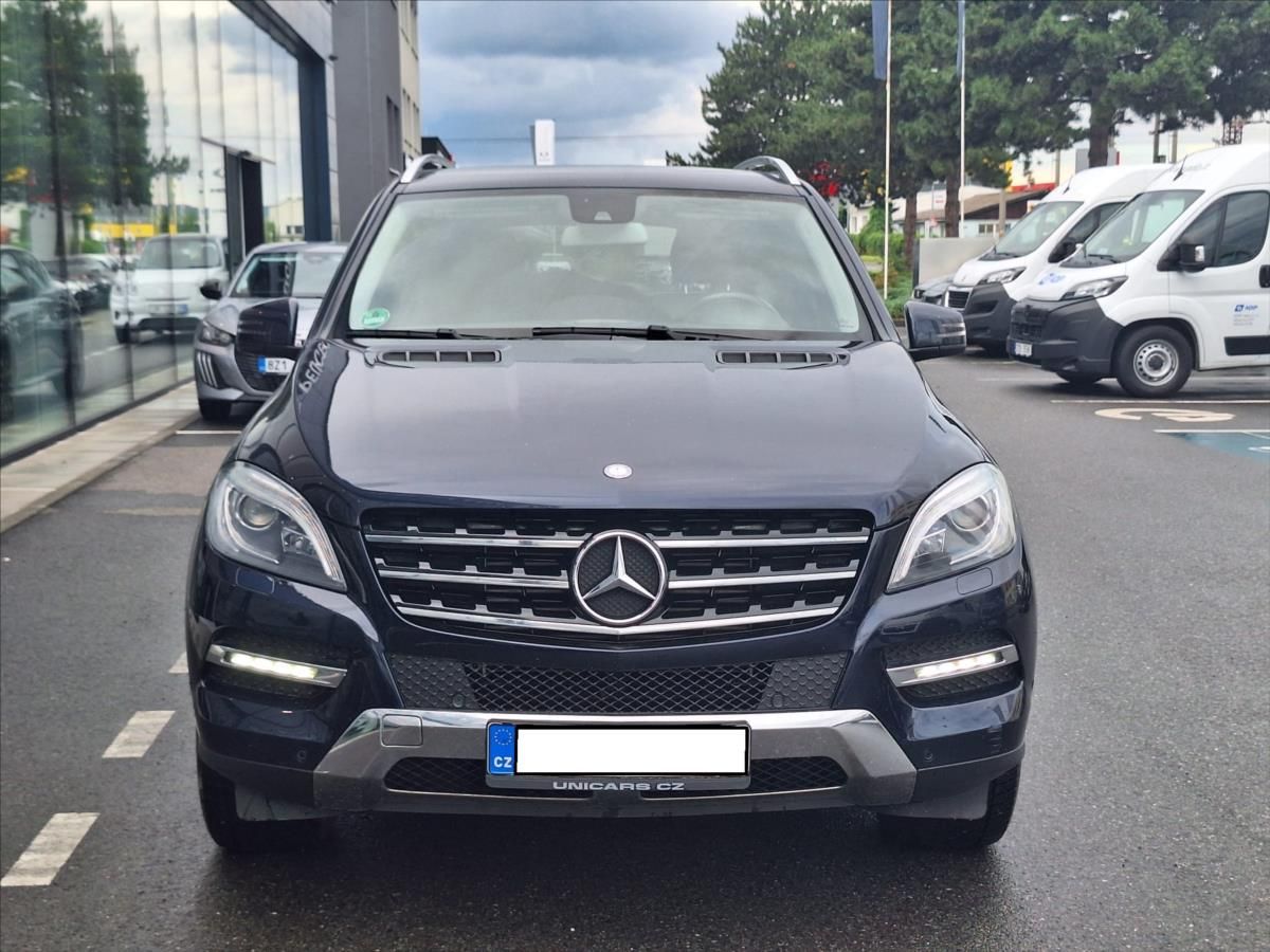 Mercedes-Benz Třídy M, 3,0 Bluetec 4Matic  ML 350 ČR - fotka 2