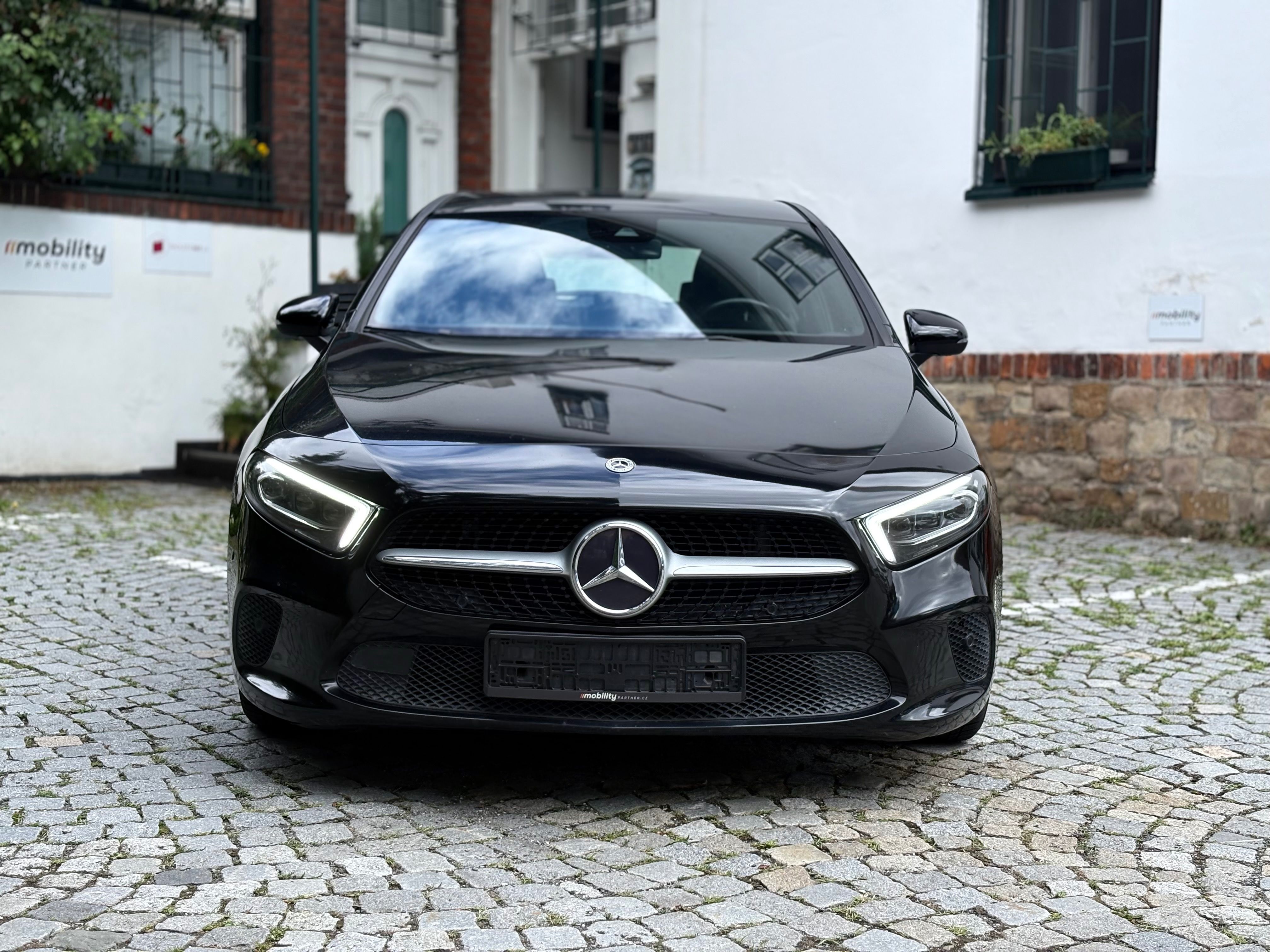 Mercedes-Benz Třídy A, A180d A/T, Sport, ČR - fotka 6