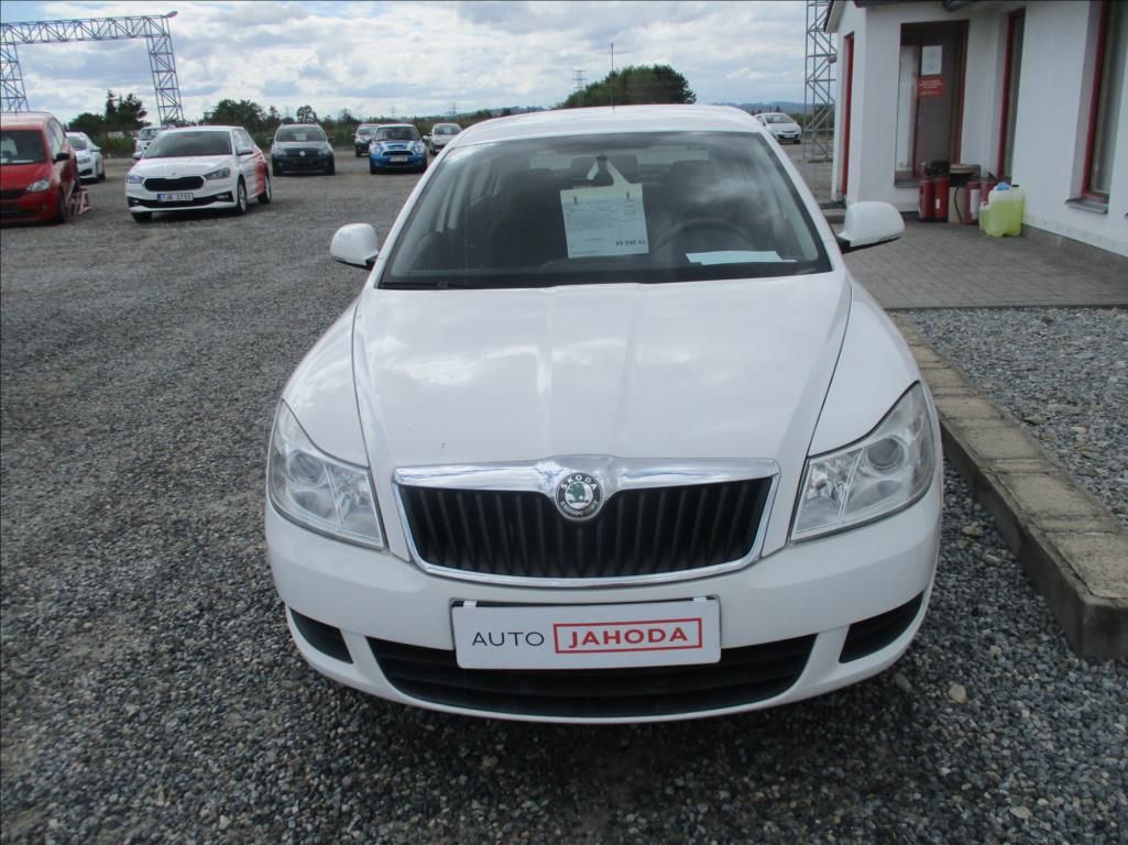 Škoda Octavia, 1,4 i, klimatizace, servis, - fotka 2