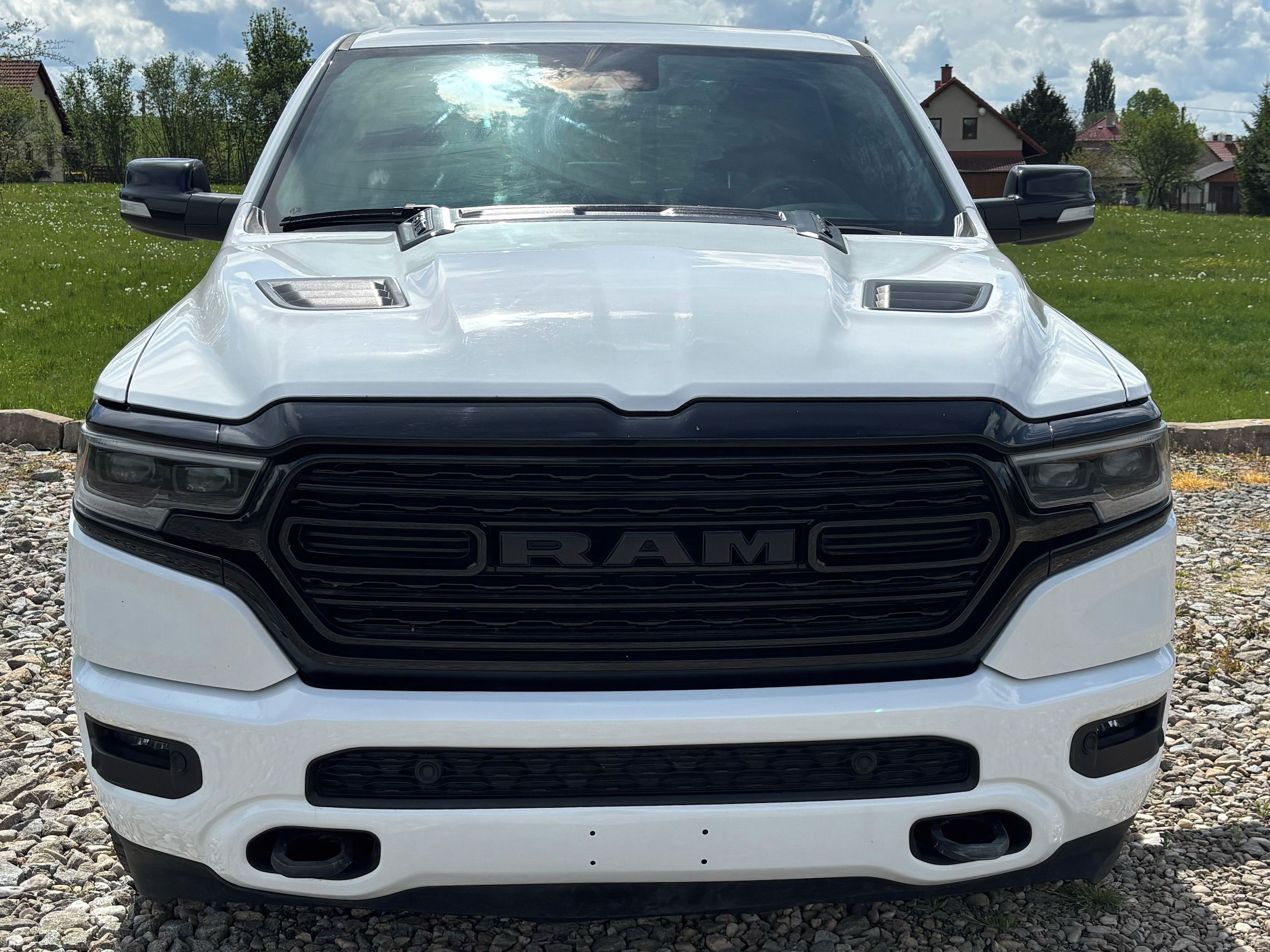 RAM 1500, 4x4 5,7 HEMI LIMITED DPH STK - fotka 3