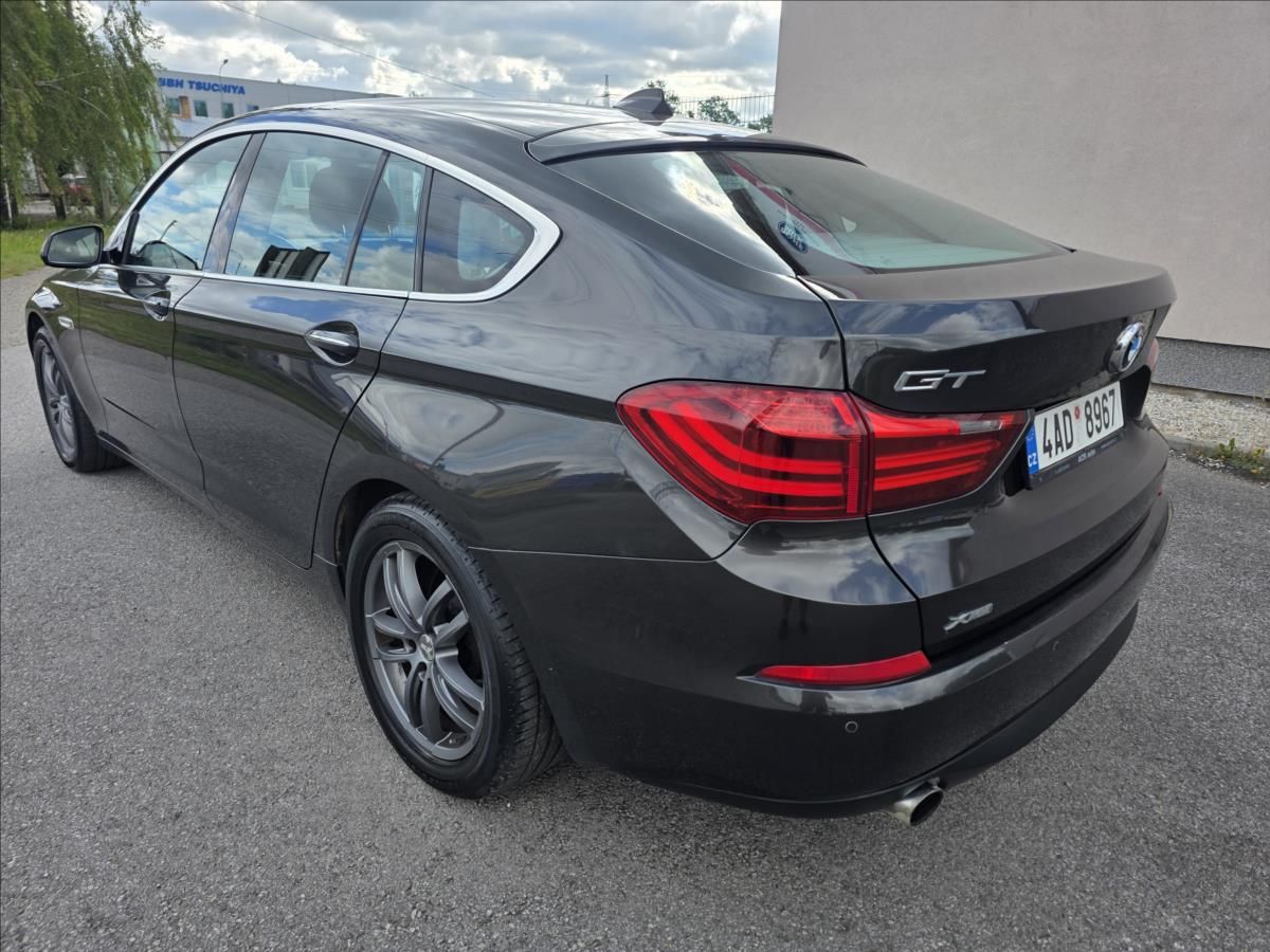 BMW Řada 5, 3,0 535i GT 225KW X-DRIVE KOUP - fotka 4