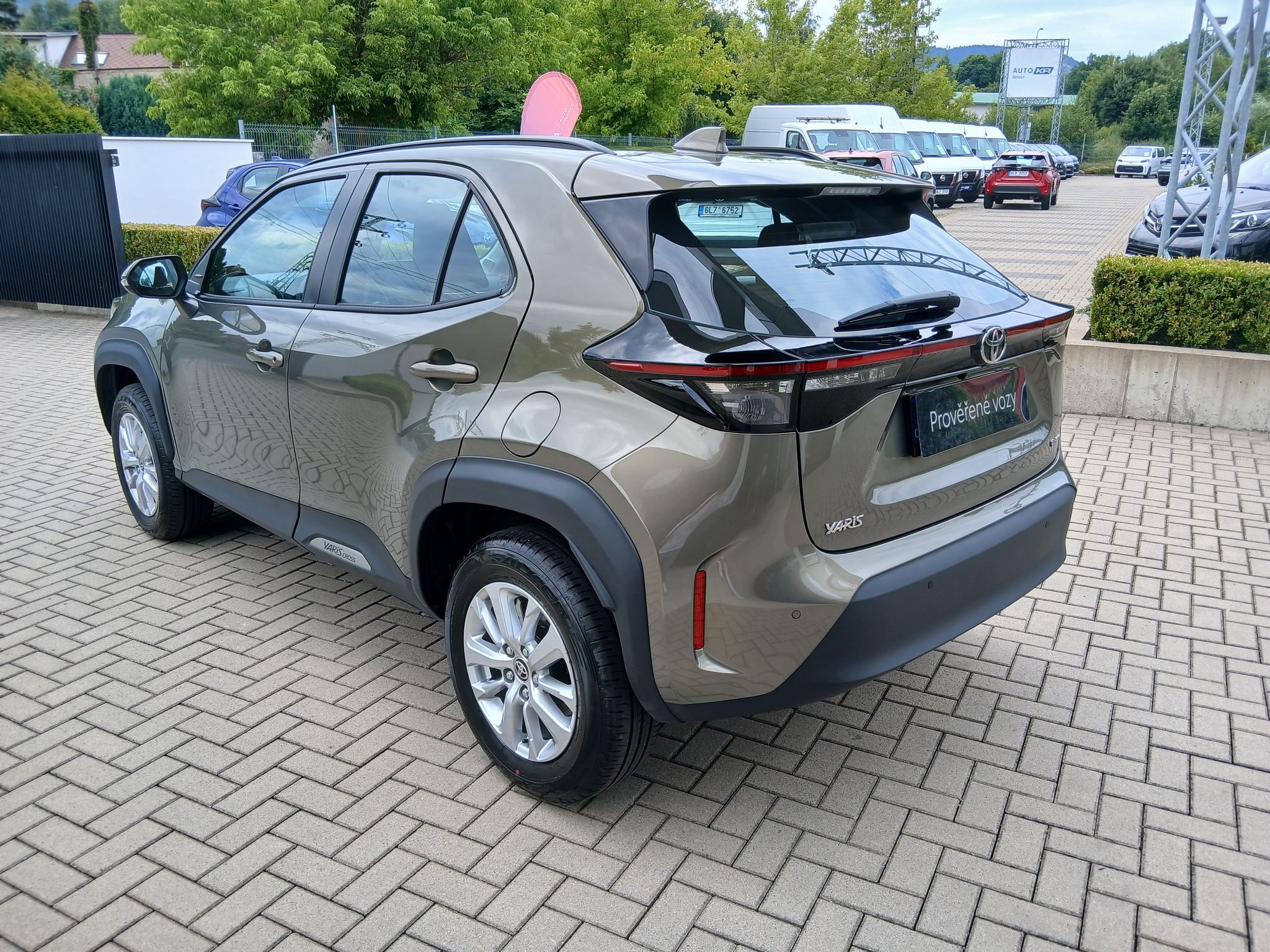 Toyota Yaris Cross, 1.5 Hybrid e-CVT Comfort - fotka 4