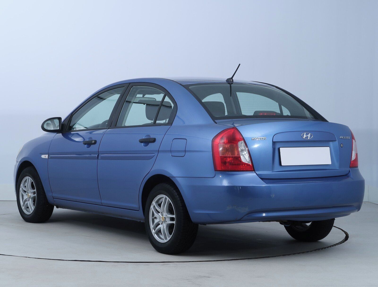 Hyundai Accent, 1.4i, po STK, jezdí výborně - fotka 4