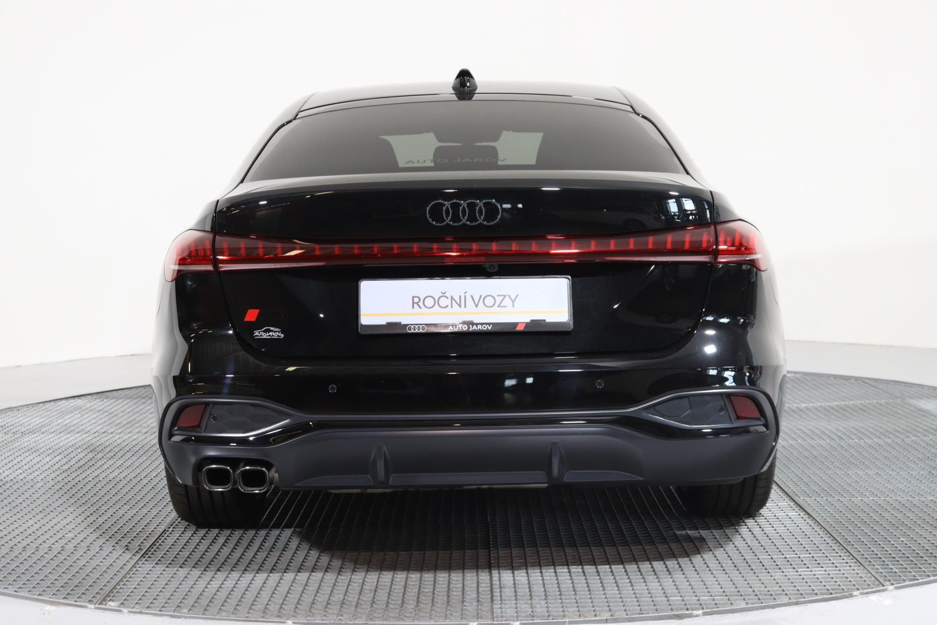 Audi A5, A5 Limuzína TDI quattro Stroni - fotka 6
