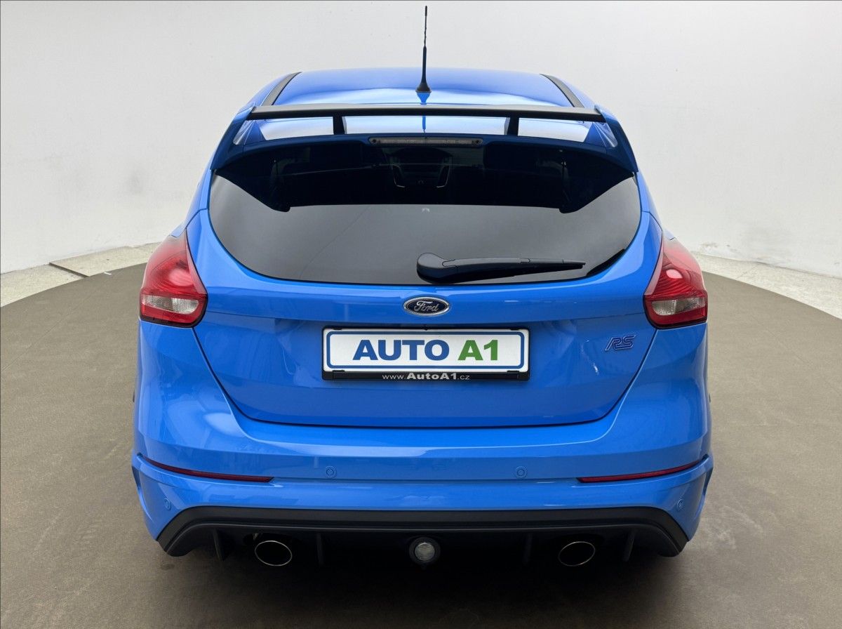 Ford Focus, 2,3 RS AWD 10TKM SERVIS 1.MAJ - fotka 5