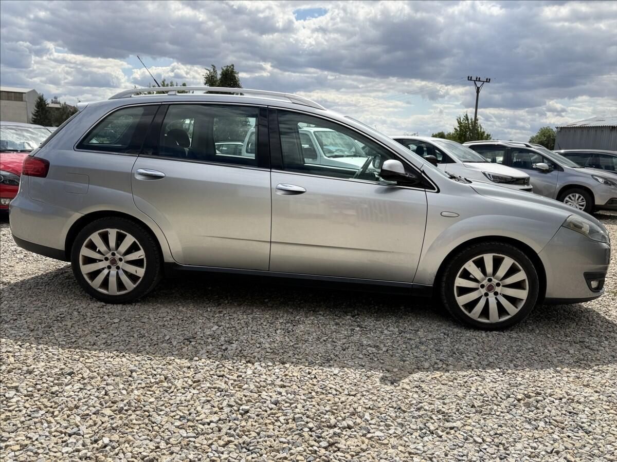 Fiat Croma, 1,9 JTD AUTOMAT - fotka 4