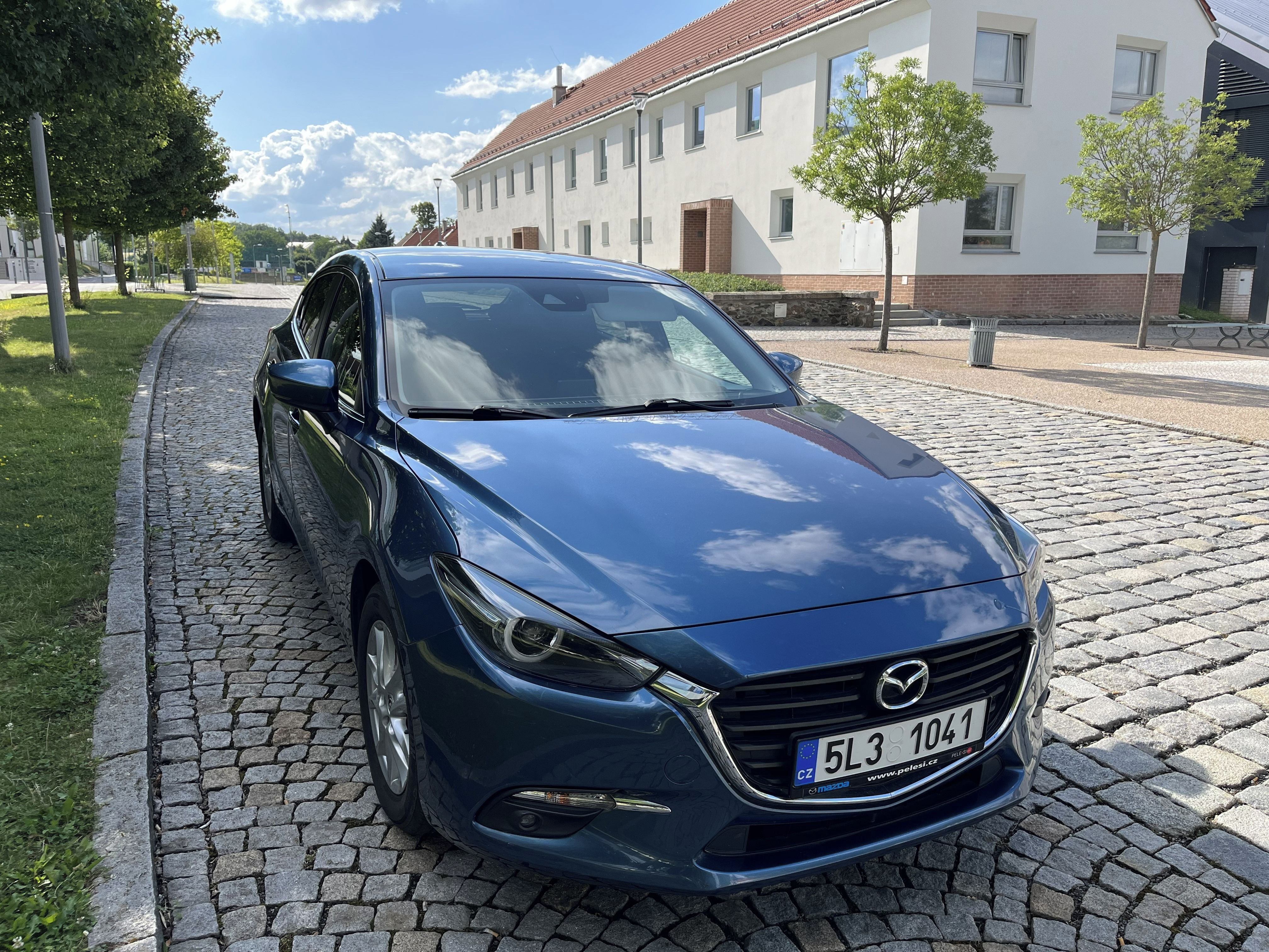 Mazda 3, 2.0 - Attraction - fotka 3