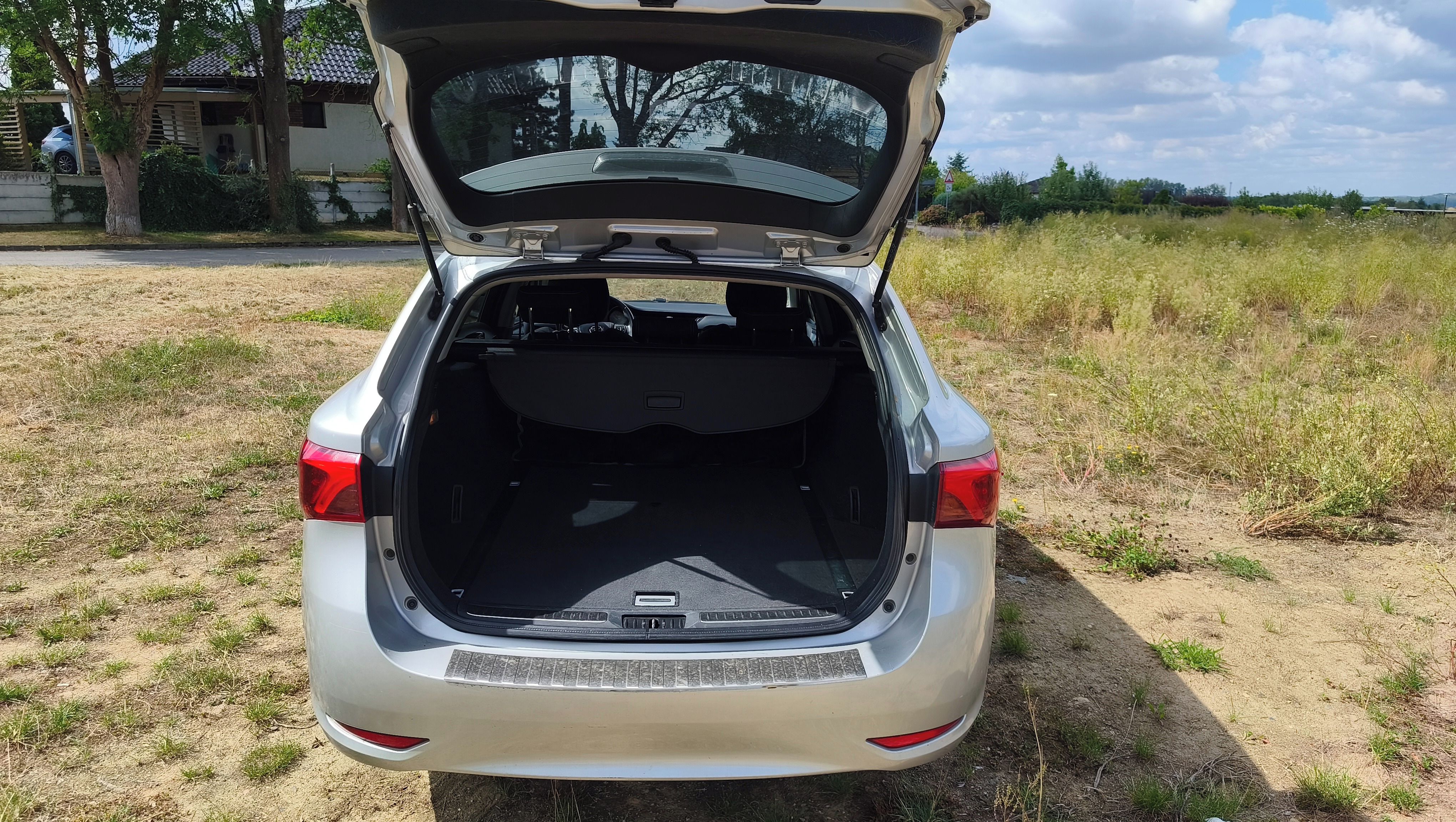 Toyota Avensis - fotka 6