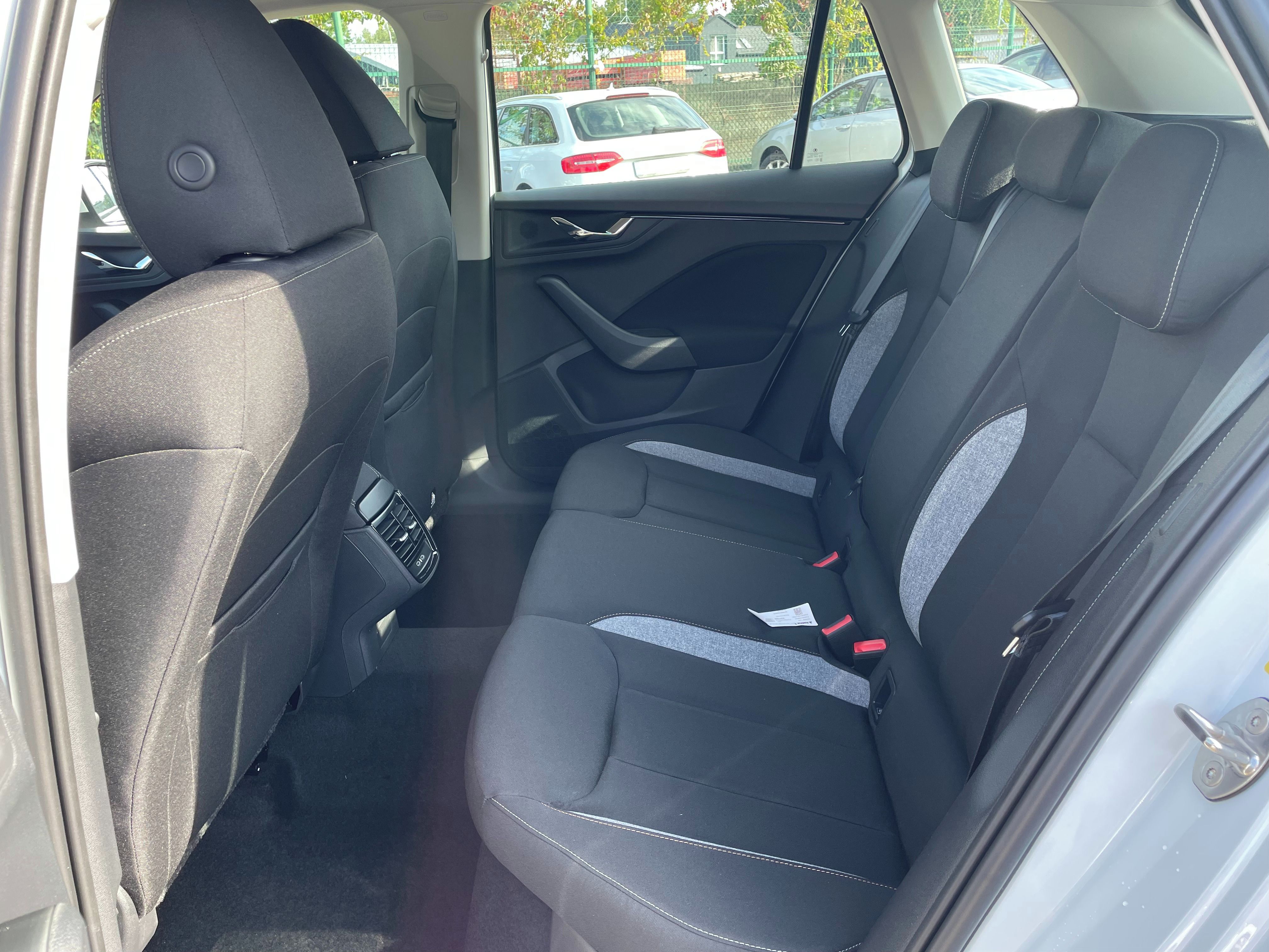 Škoda Kamiq, 1,0 TSI 85 kW, 6-st.manuál - fotka 6