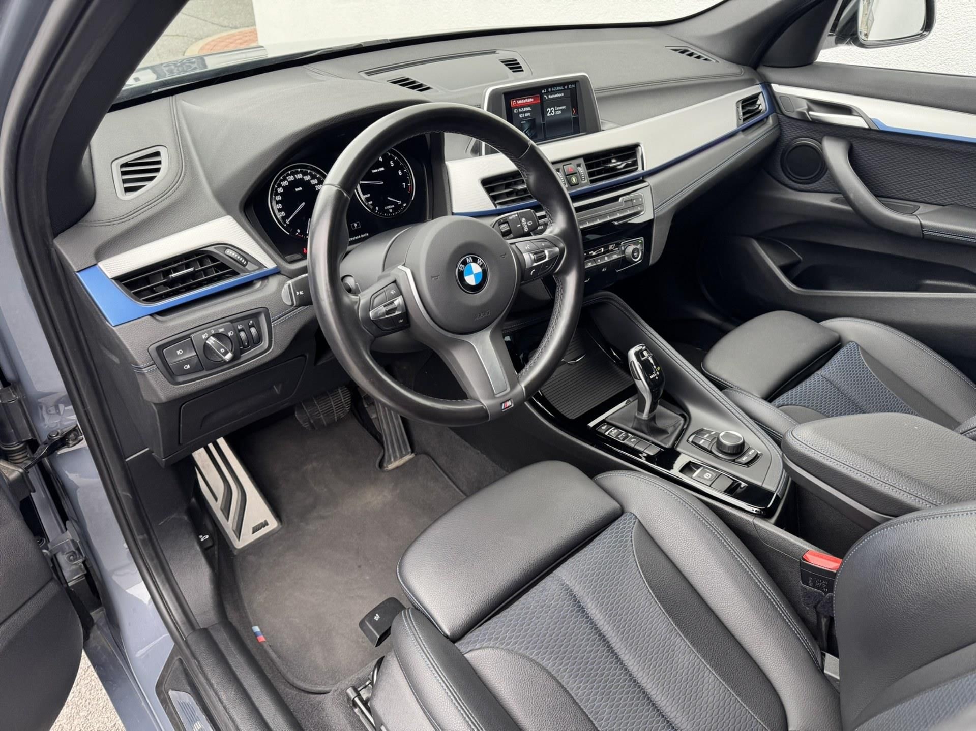 BMW X1, X1 sDrive18i Mpaket - fotka 5
