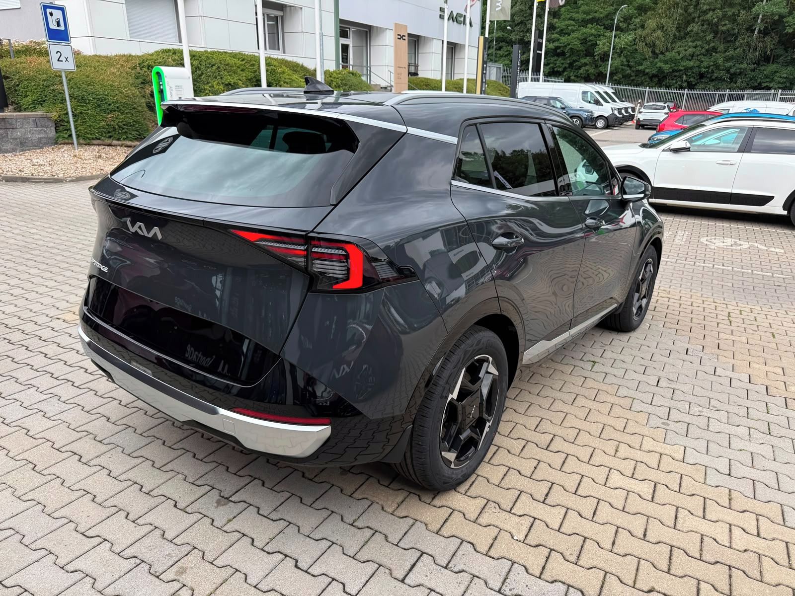 Kia Sportage, 1,6 T-GDi GPF 4x2 TOP - fotka 4