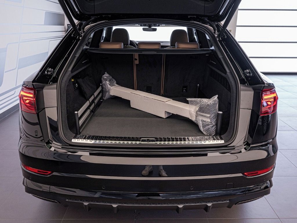 Audi Q8, SUV 50 TDI quattro - fotka 6