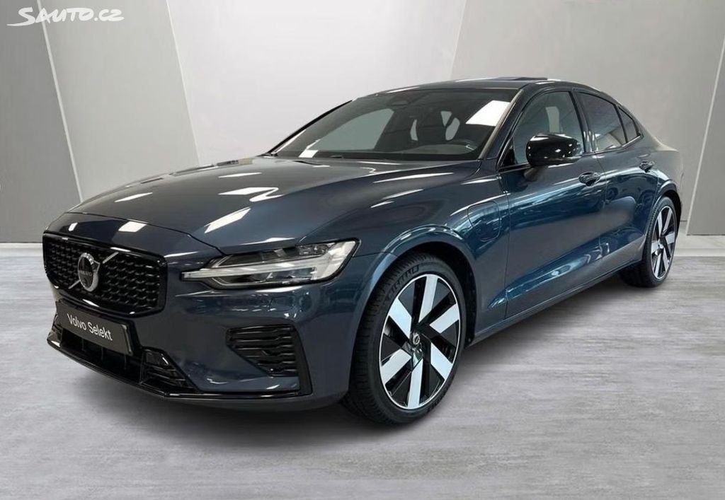 Volvo S60, Recharge T6 AWD 360k Taž Pano