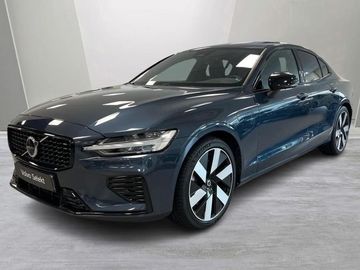 Recharge T6 AWD 360k Taž Pano