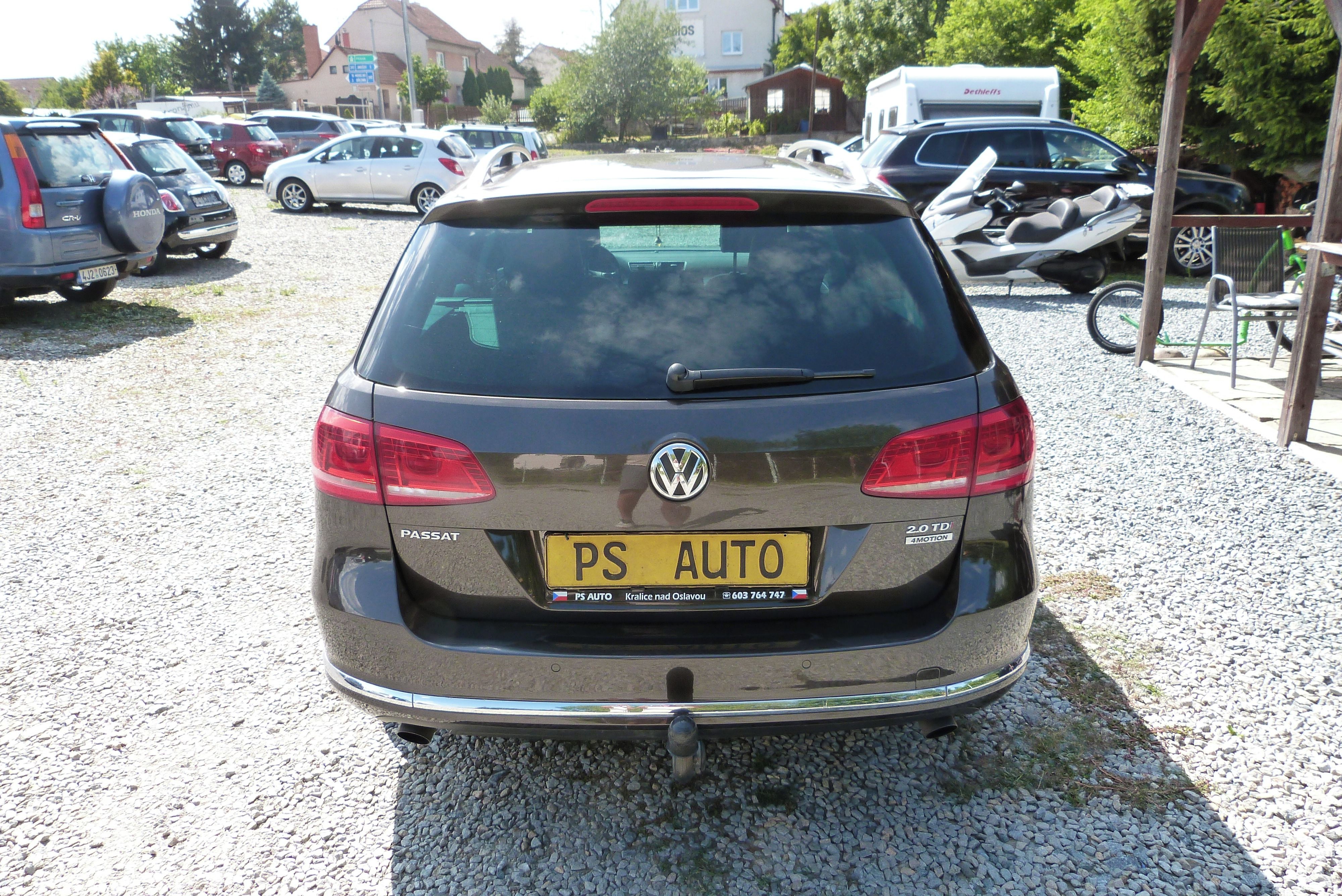 Volkswagen Passat, 2.0 TDi HighLine 4Motion - fotka 6