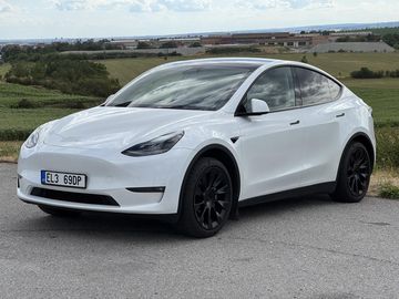 Long Range AWD Tažné SoH 93%