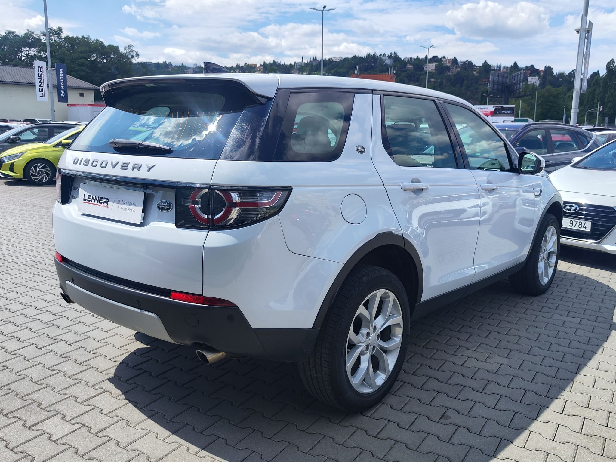 Land Rover Discovery Sport, 2.0 TD4 HSE/132kW Servisováno - fotka 5