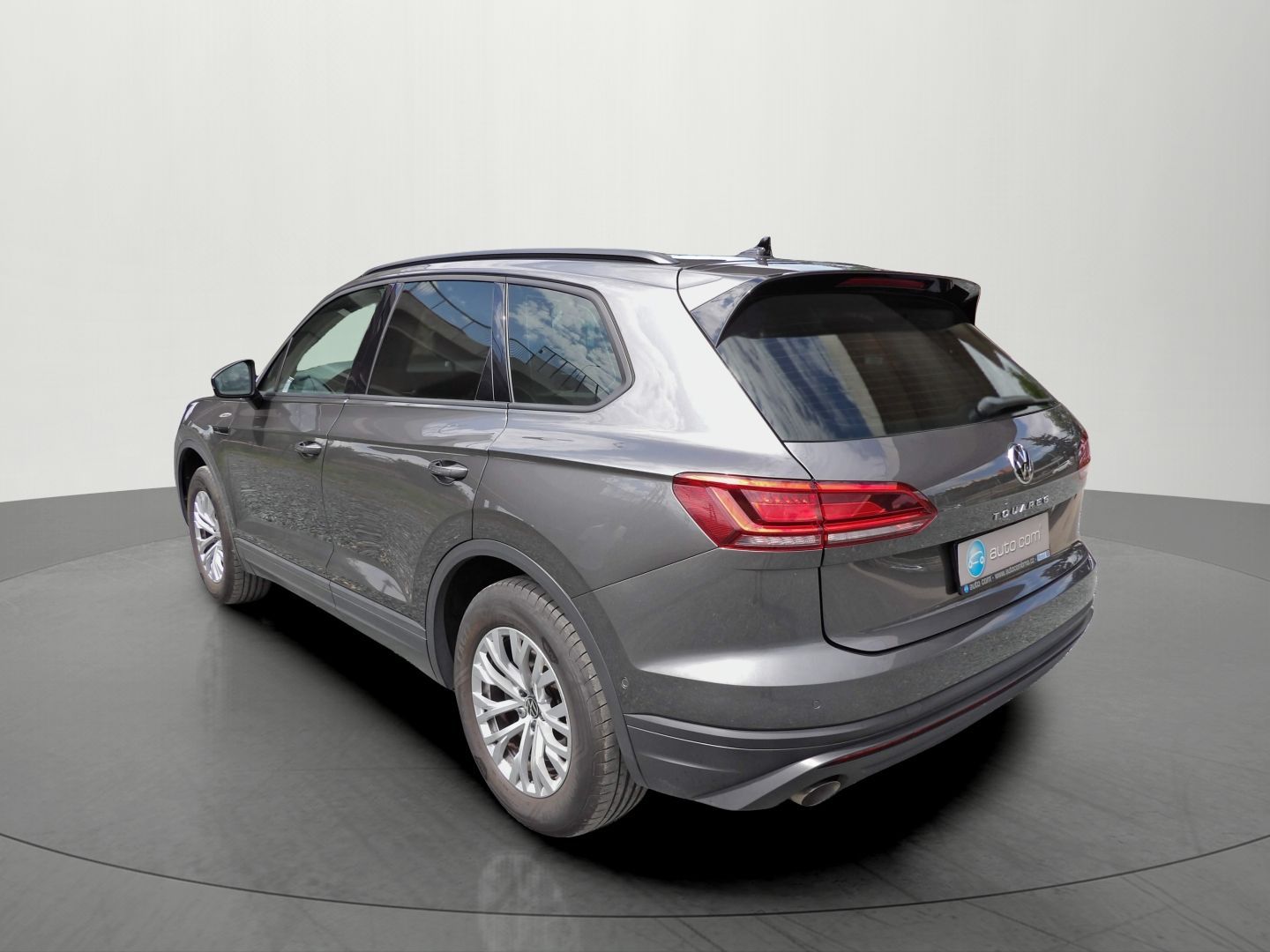 Volkswagen Touareg, 3.0TDI V6 8°AT 4x4 Tažné ČR - fotka 3