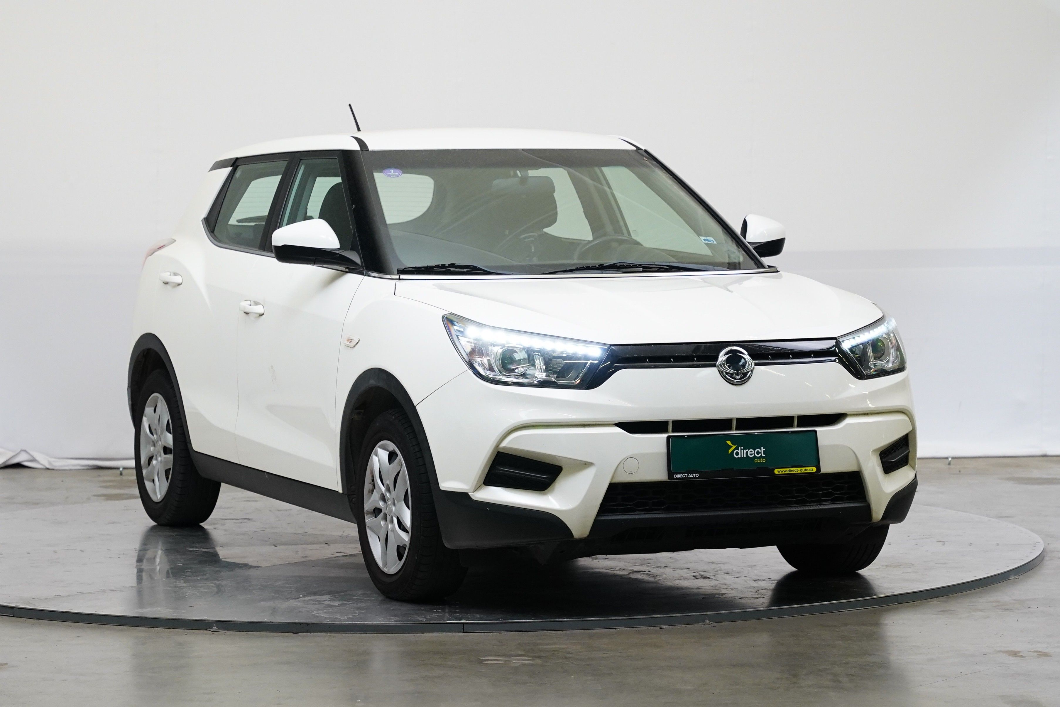 SsangYong Tivoli, 1.6i 94 kW Crystal 4x2 - fotka 2