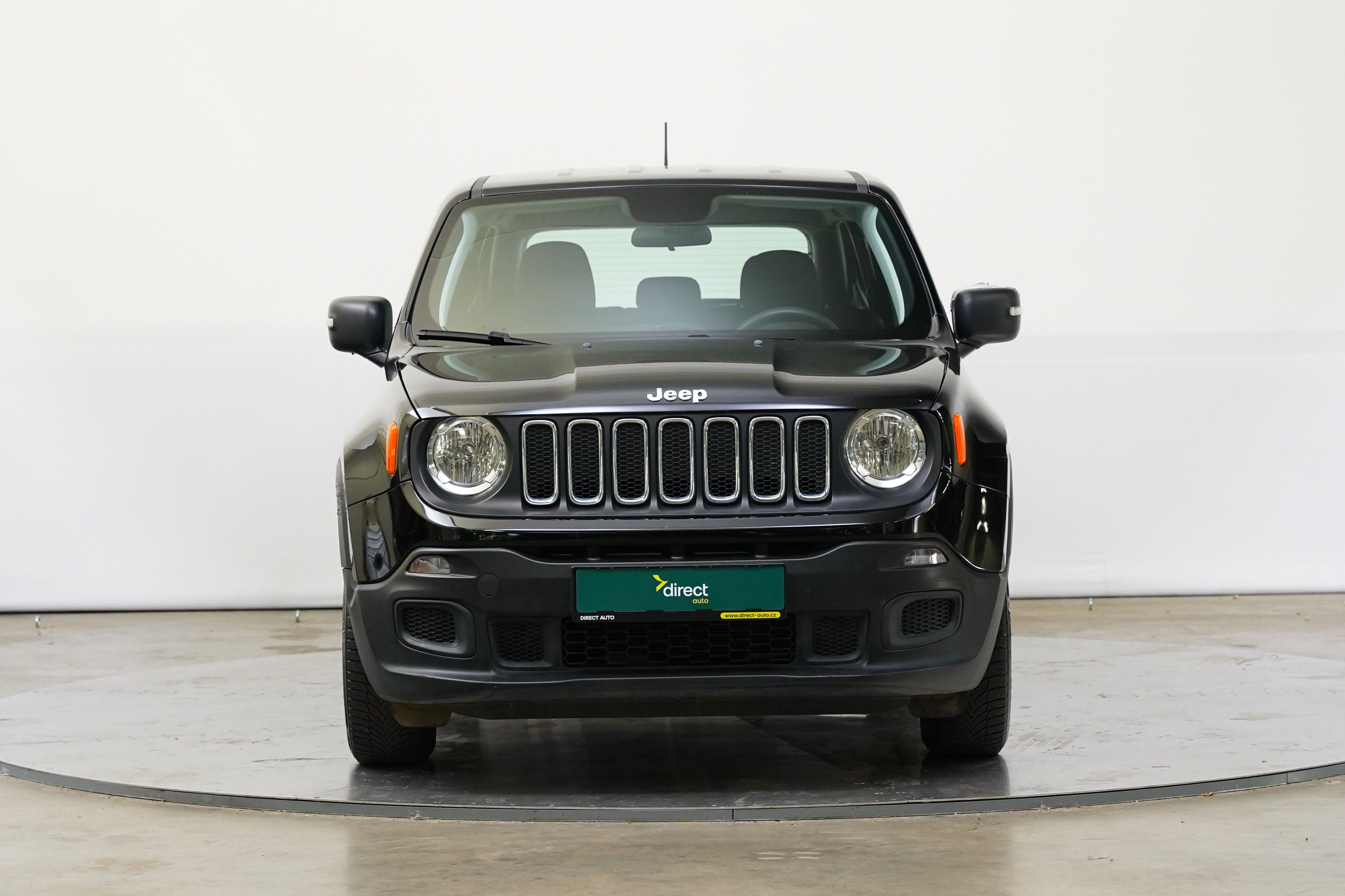 Jeep Renegade, 1.6 E-TorQ 81 kW Sport - fotka 4