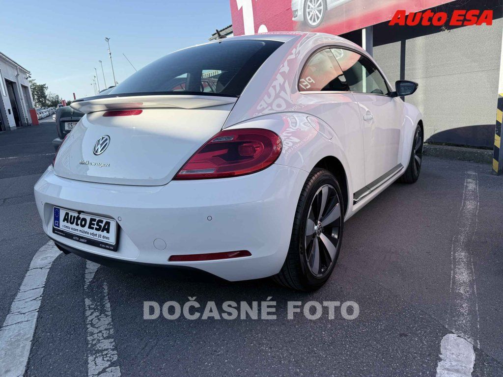 Volkswagen Beetle, 1.4TSi,1.maj,ČR - fotka 2