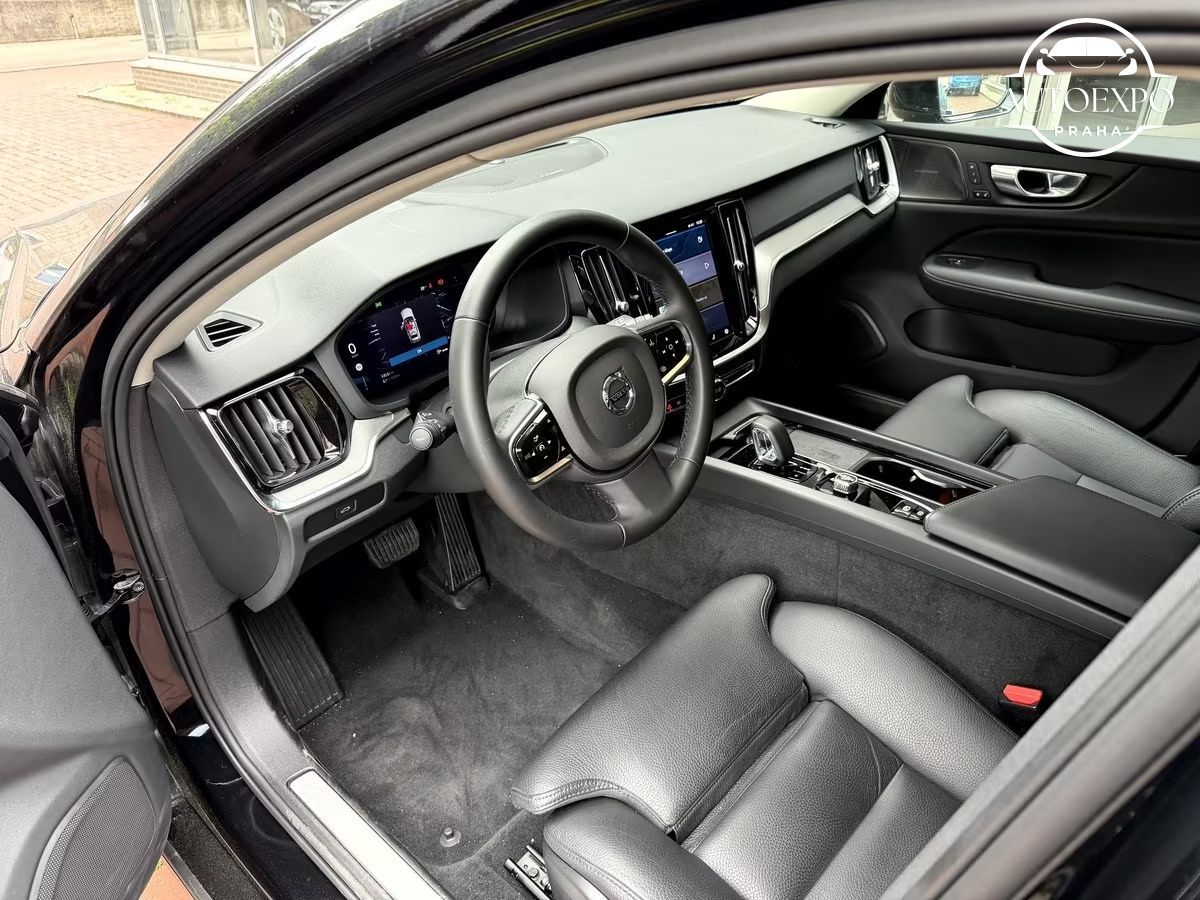 Volvo V60, B4 Plus Dark*LED*Harman/Kardon - fotka 5
