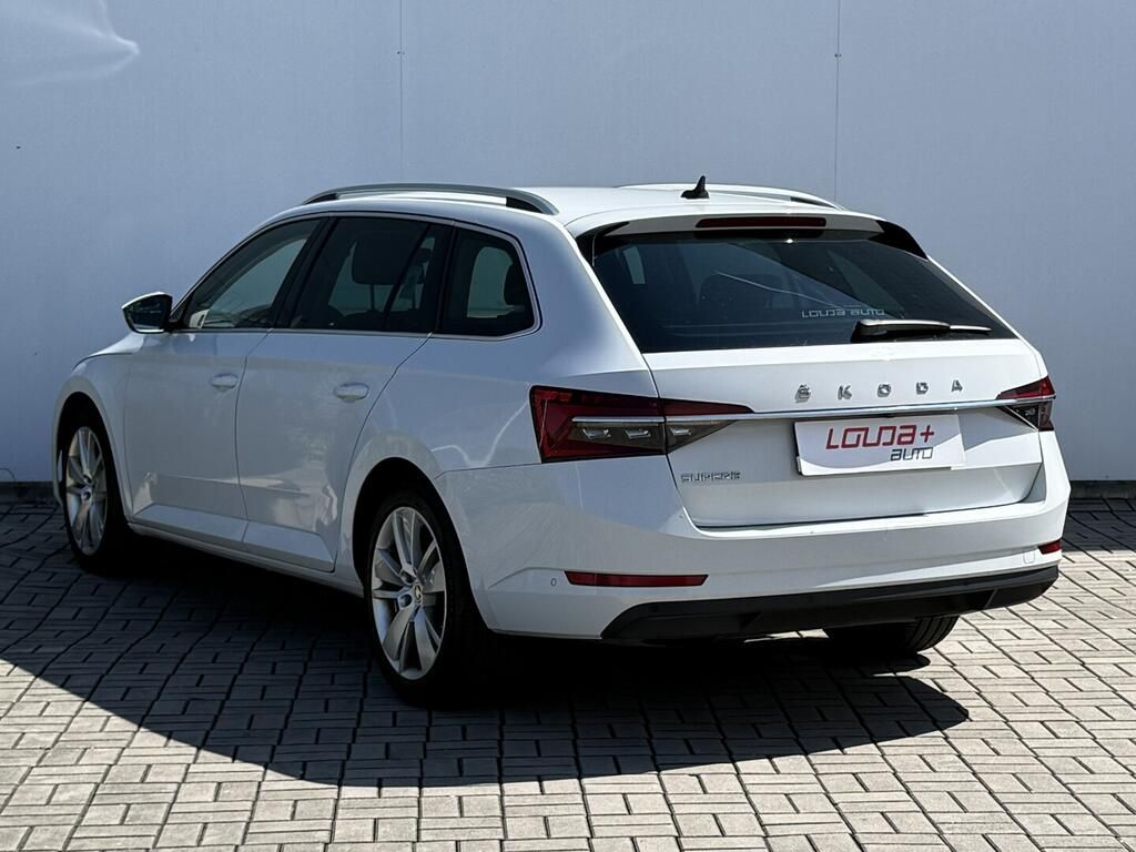 Škoda Superb, Style 2.0 TDI 110 kW - fotka 6