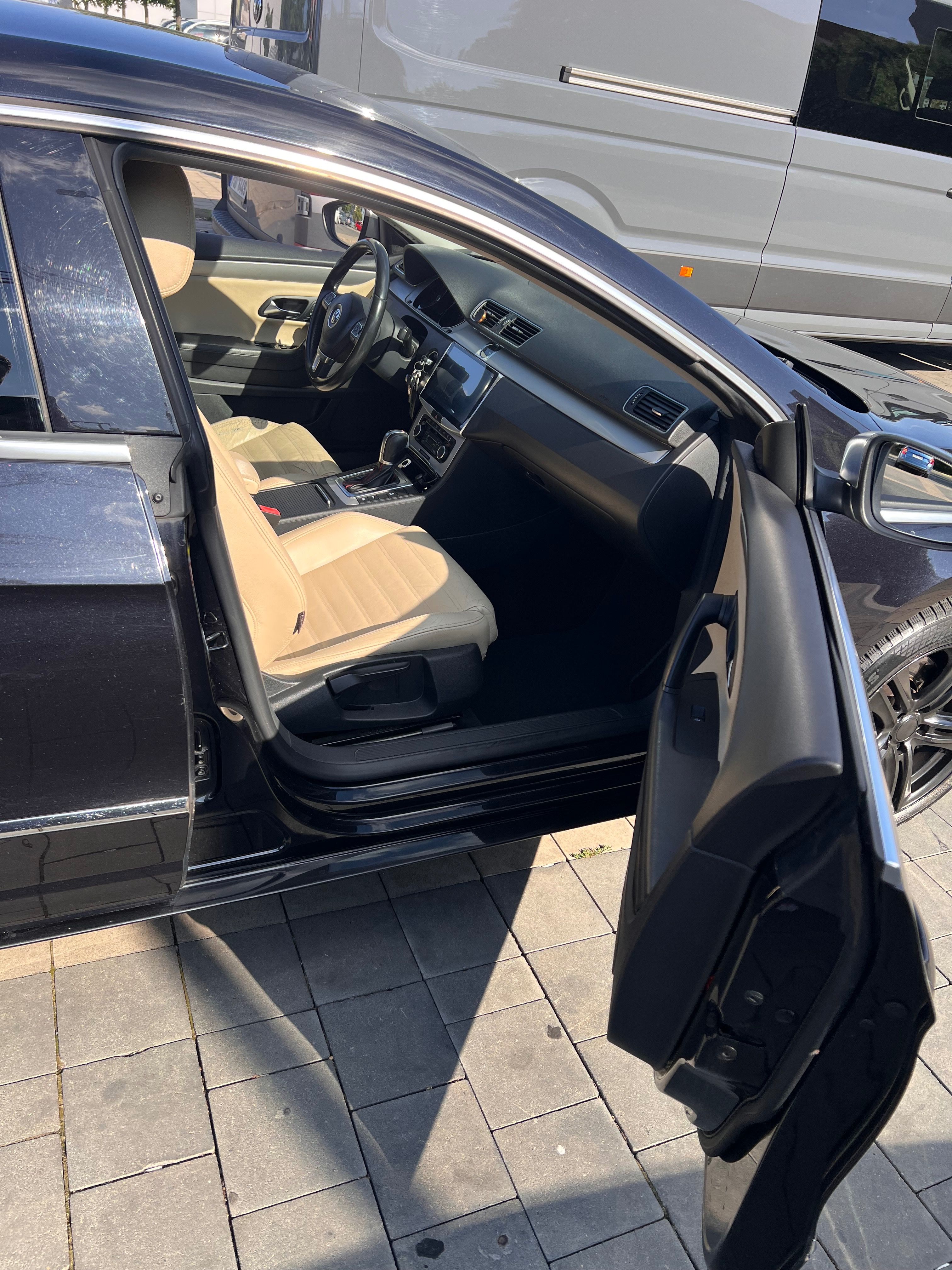 Volkswagen Passat CC, Volkswagen Passat CC 2011 2TDI - fotka 5