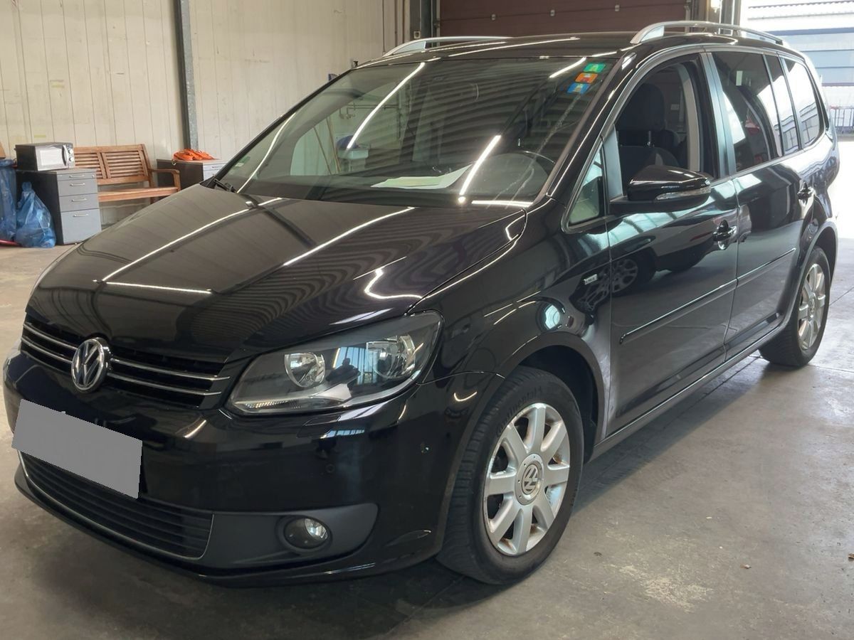 Volkswagen Touran, 1.2Tsi 77KW LIFE SUPER VÝBAVA