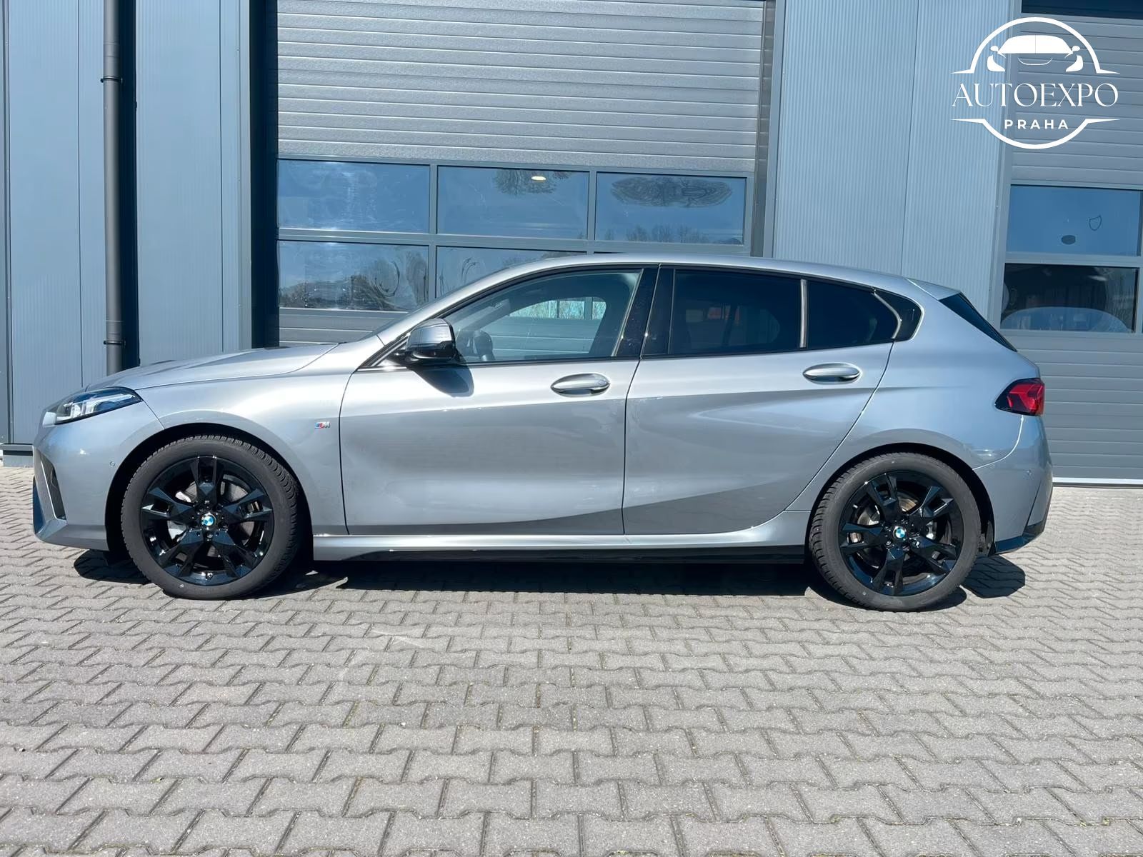 BMW Řada 1, 120i M Sport*PANORAMA - fotka 2
