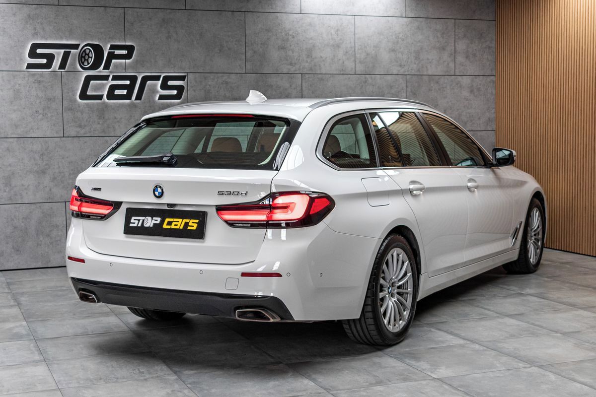 BMW Řada 5, 530d xDrive*TAŽNÉ*N.TOPENÍ*ČR - fotka 6