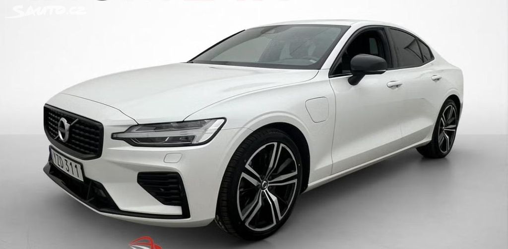 Volvo S60, Recharge T8 AWD R Kam Pano Taž