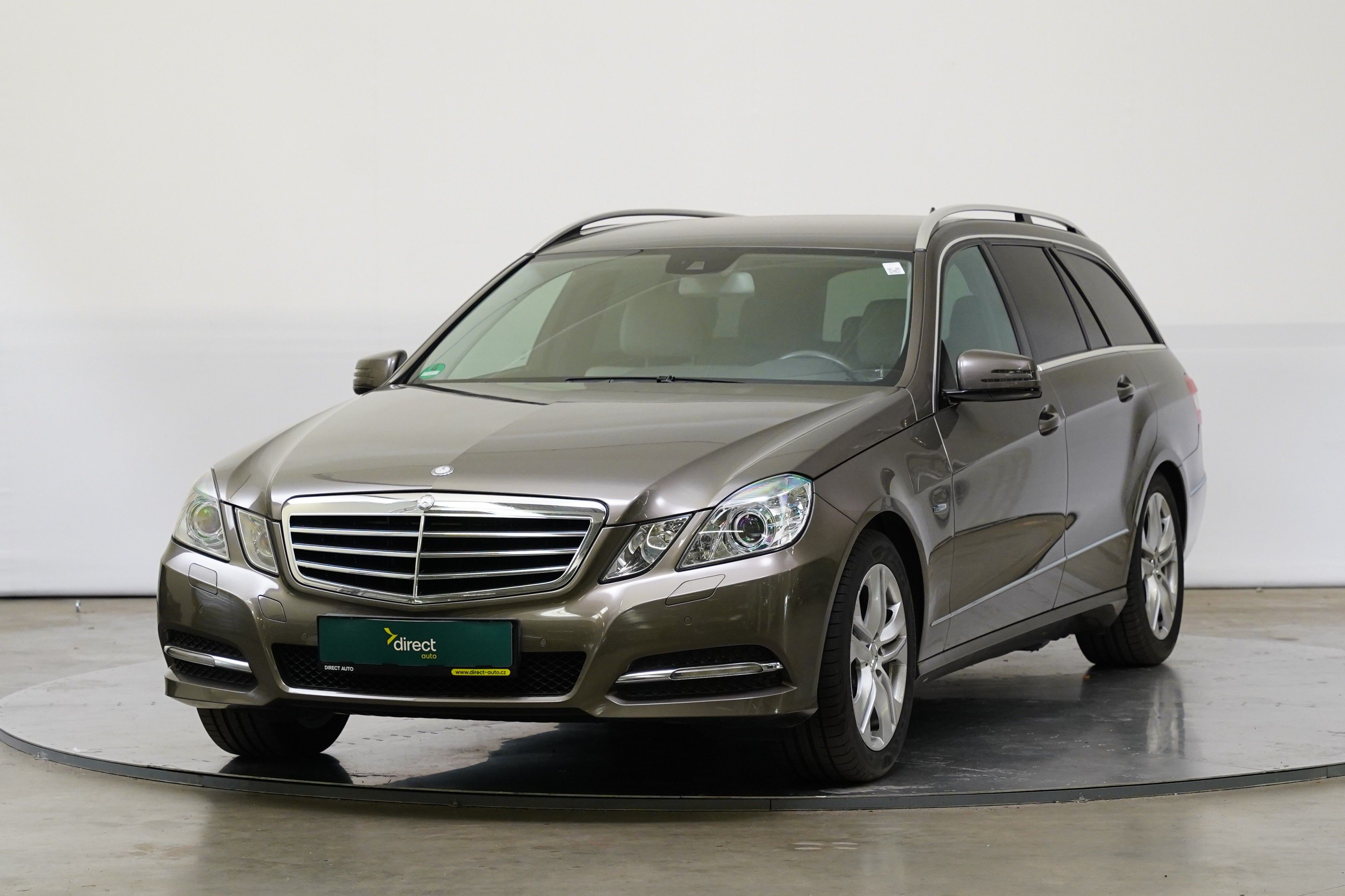 Mercedes-Benz Třídy E, 200T 135 kW Avantgarde